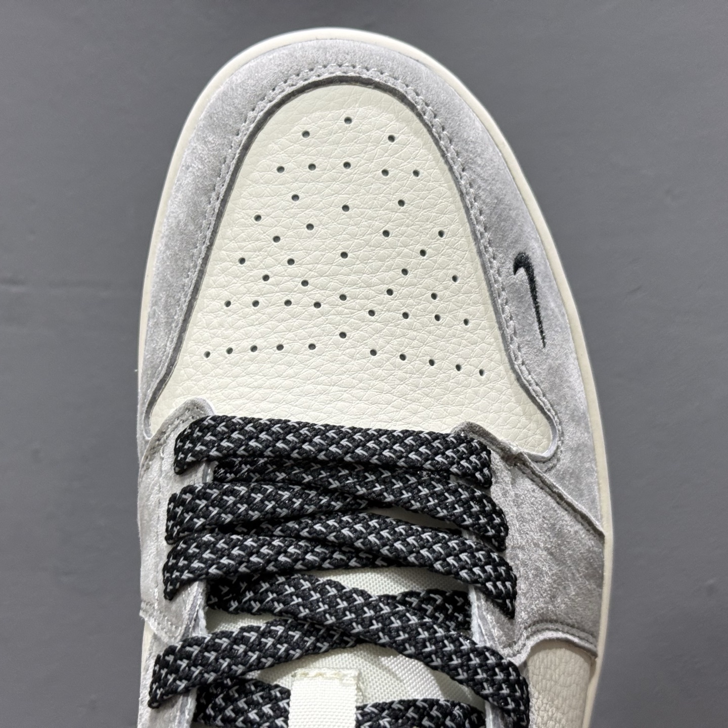 XC版 Air Jordan 1 Low AJ1 乔1 斯图西联名 黑勾 高端定制 低帮复古篮球鞋 XX3318-508