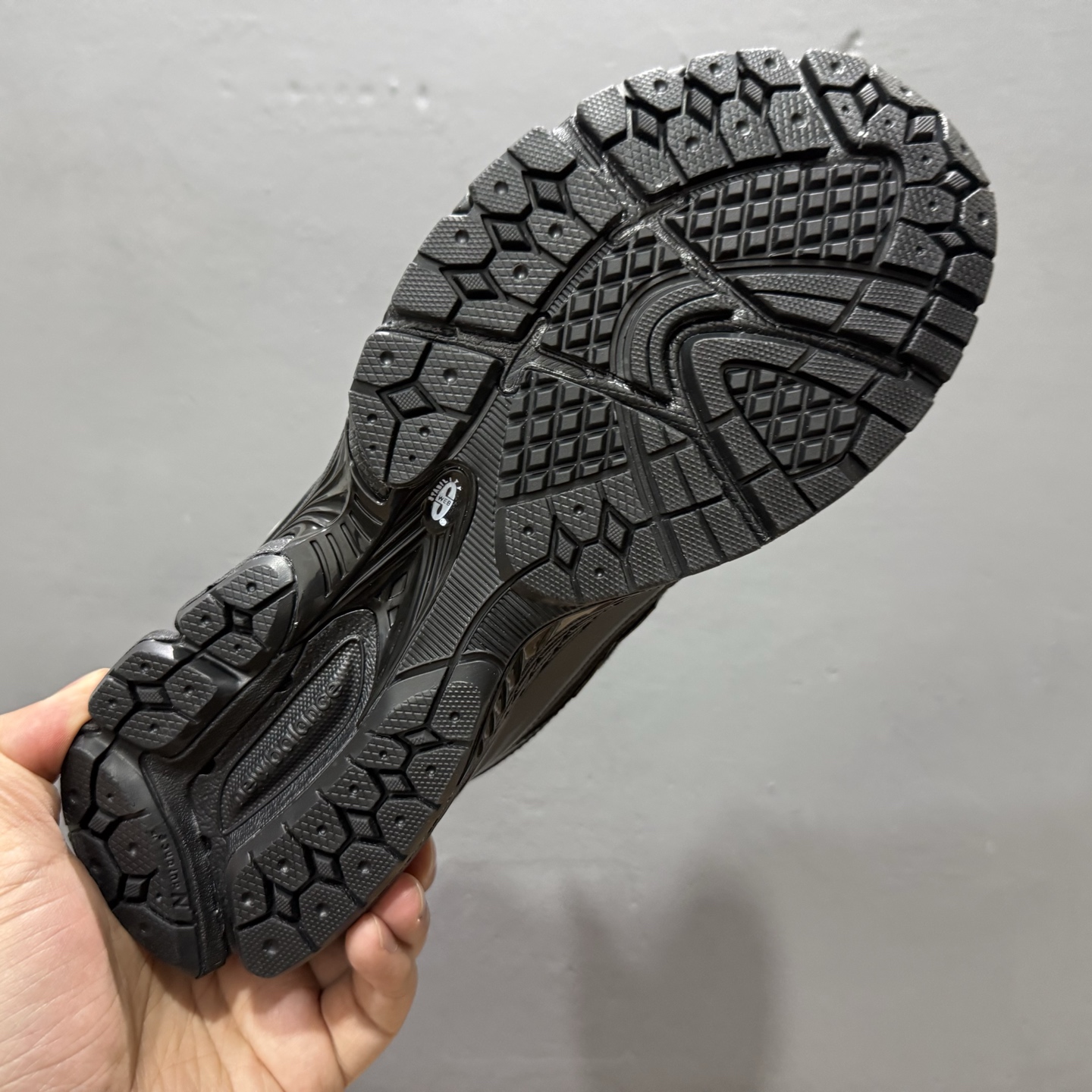 Y版 New Balance 1906系列复古老爹风休闲运动慢跑鞋 M1906RBB