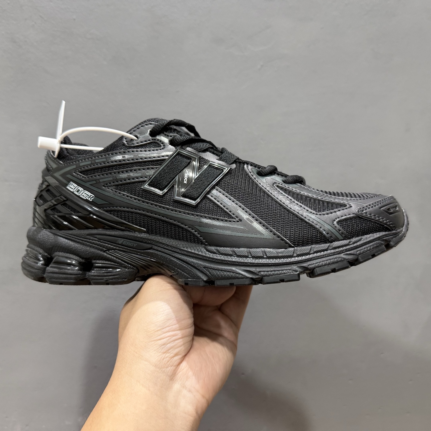 Y版 New Balance 1906系列复古老爹风休闲运动慢跑鞋 M1906RBB