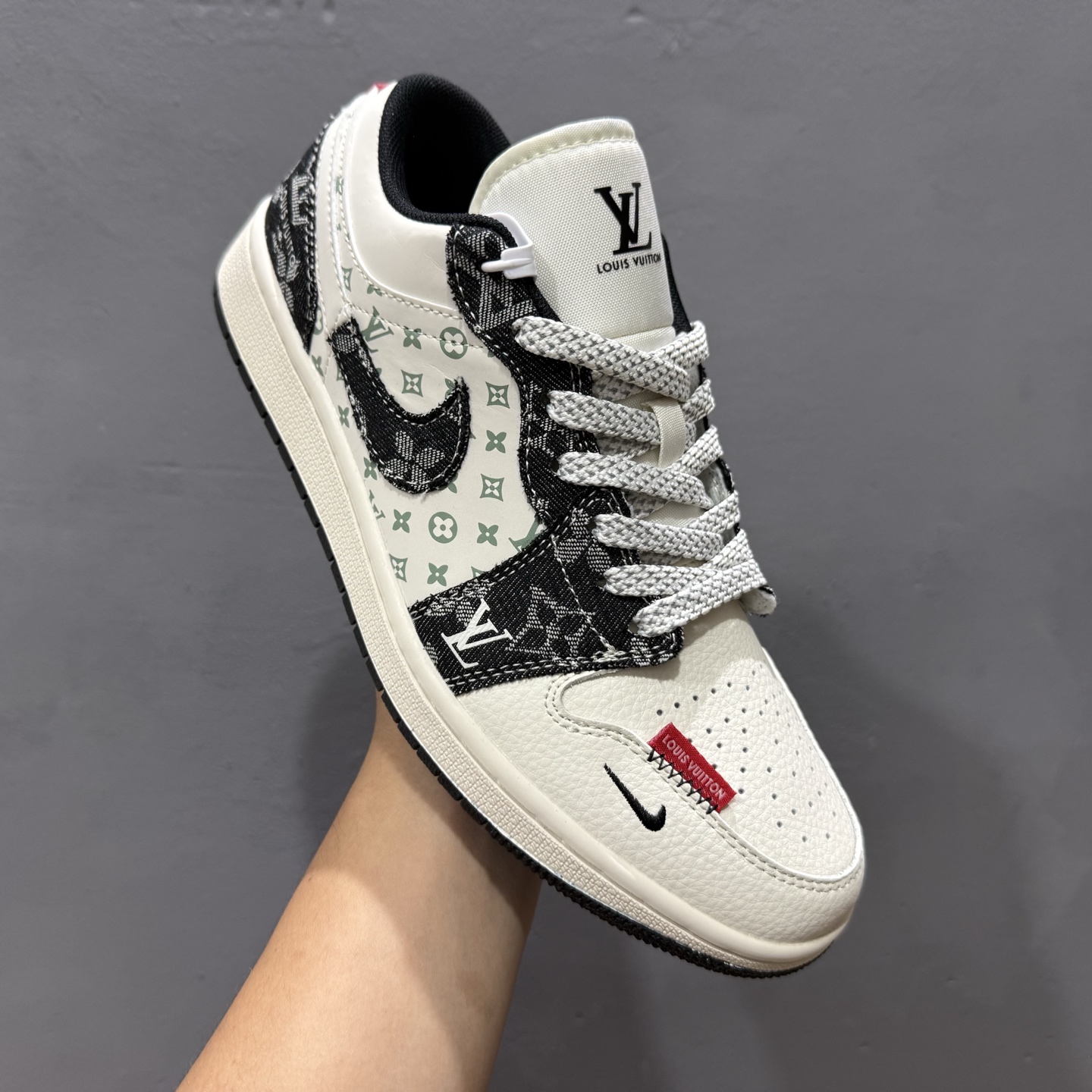 Nike Dunk Low 蛇年系列 黑鳞黑勾 YX5066-292