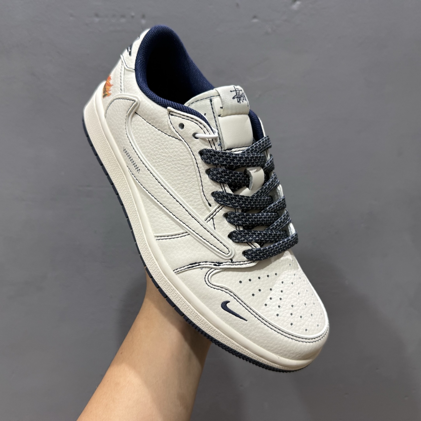 Travis Scott x Fragment Design × Air Jordan 1 Low SP AJ1 斯图 西联名 灰线火焰 低帮文化休闲板鞋 ZH2598-230