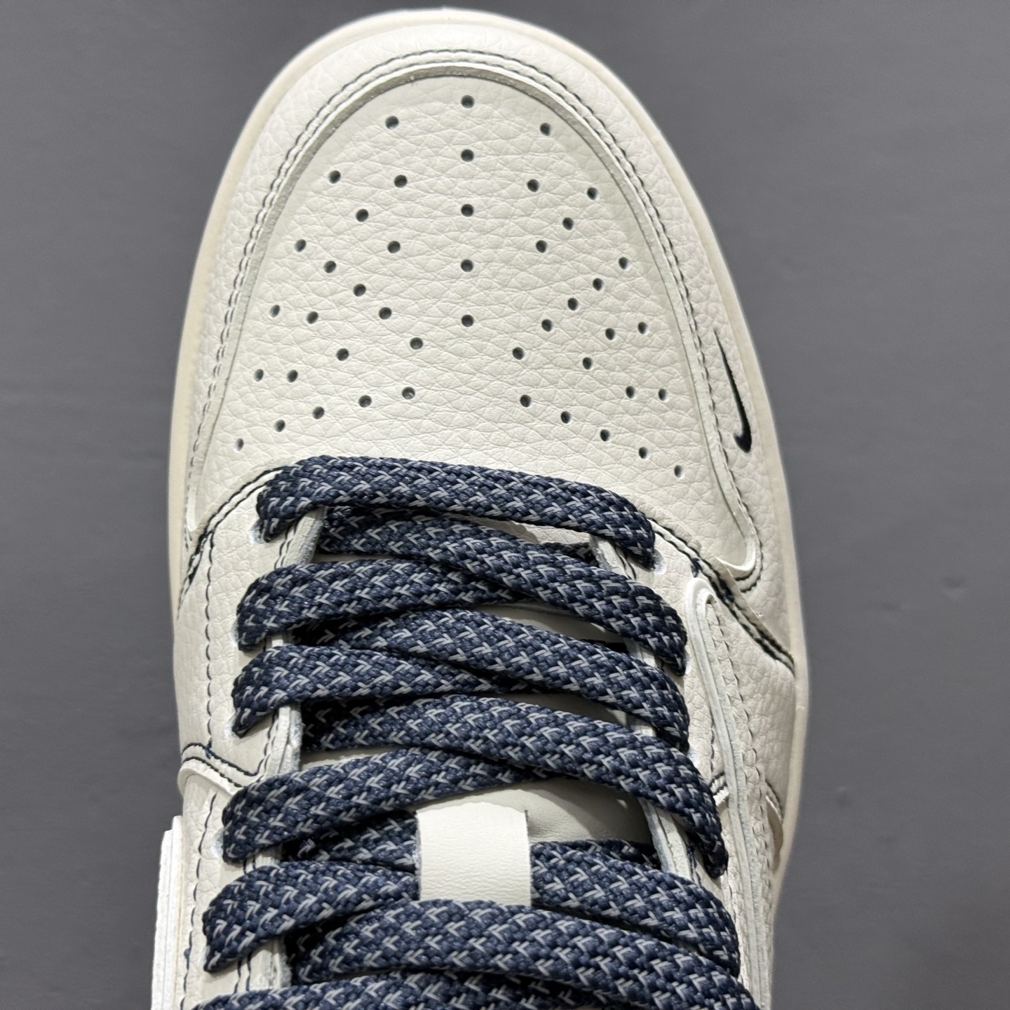 Travis Scott x Fragment Design × Air Jordan 1 Low SP AJ1 斯图 西联名 灰线火焰 低帮文化休闲板鞋 ZH2598-230