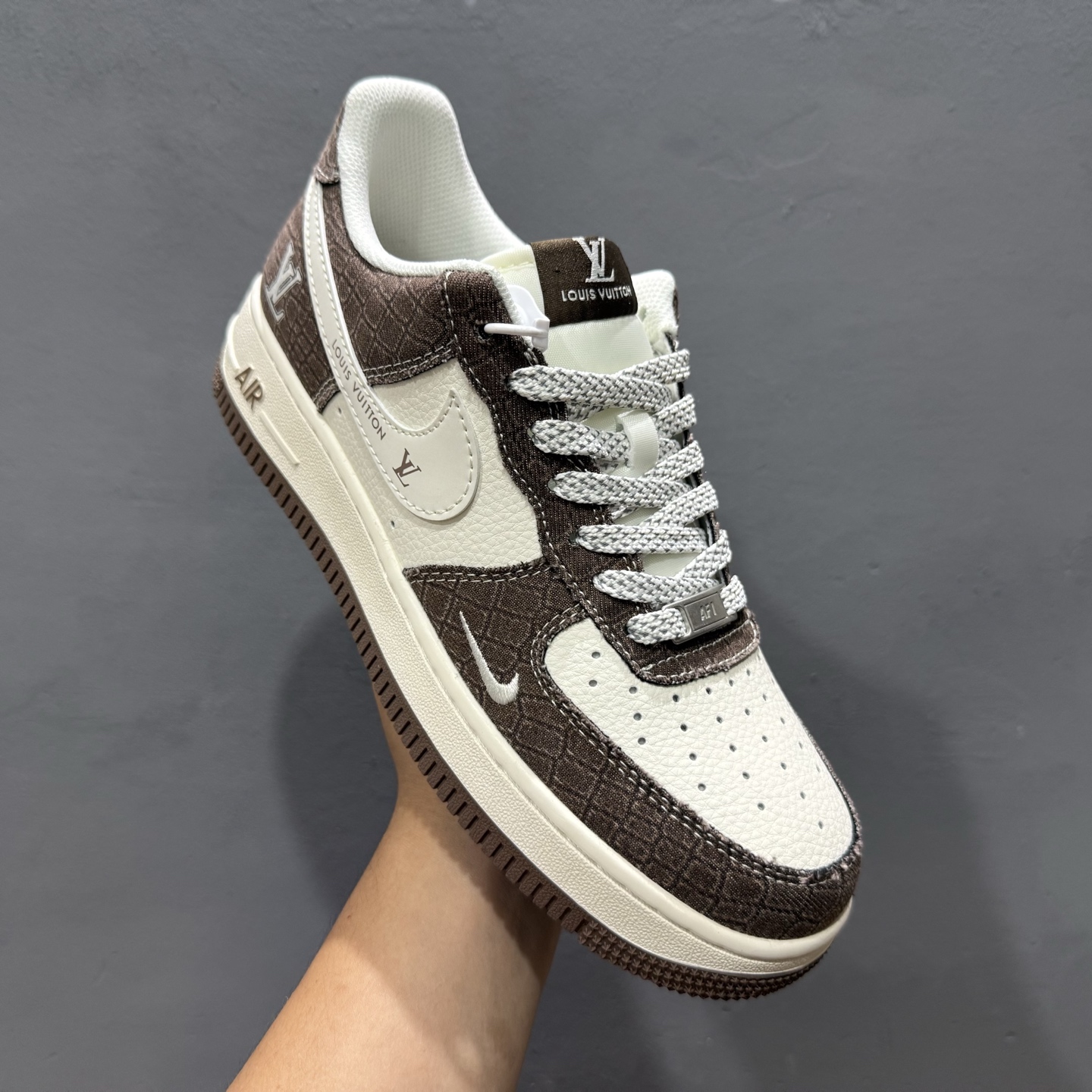 独家实拍Nike Air Force 1‘07 Low Supreme联名 双拼灰绿抽绳 空军一号低帮休闲板鞋 DM6868-070