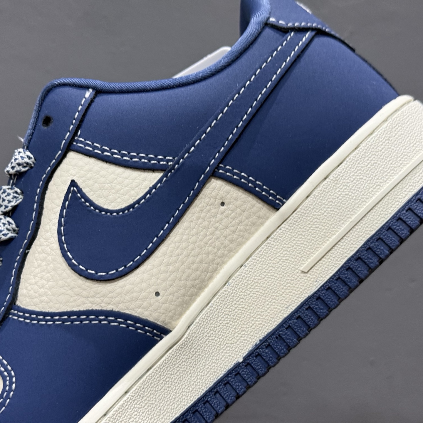 Nike Air Force 1'07 Low FOG联名 米蓝波纹 空军一号低帮休闲板鞋 KK1988-079