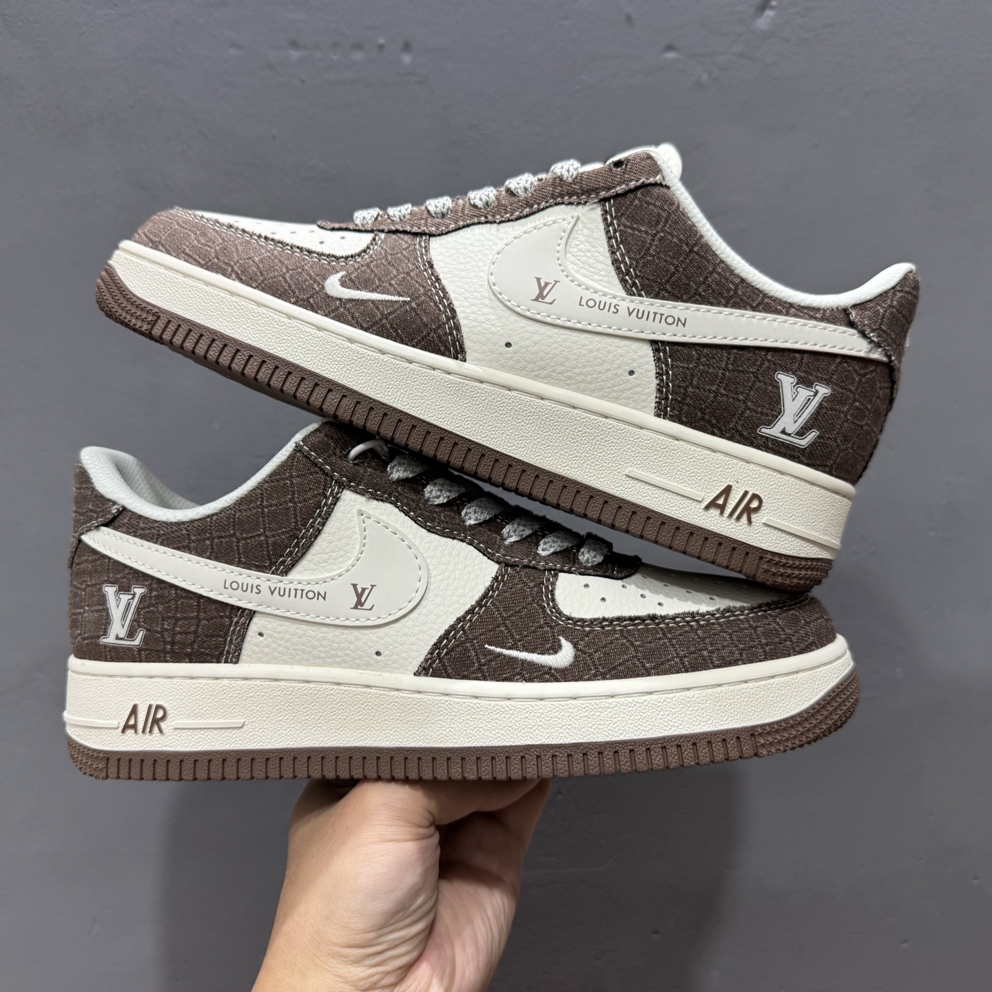 独家实拍Nike Air Force 1‘07 Low Supreme联名 双拼灰绿抽绳 空军一号低帮休闲板鞋 DM6868-070