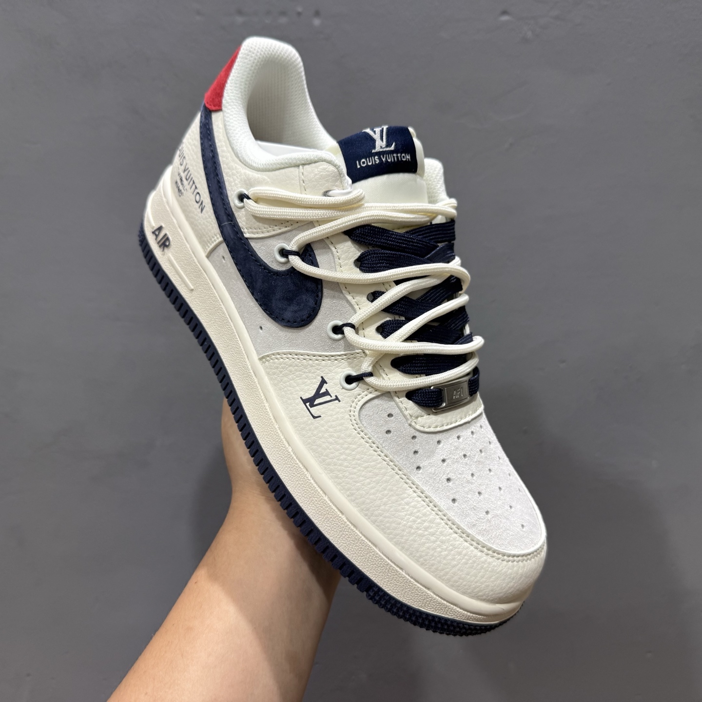Nike Air Force 1'07 Low LV联名 蓝勾抽绳 空军一号低帮休闲板鞋 DM6868-083