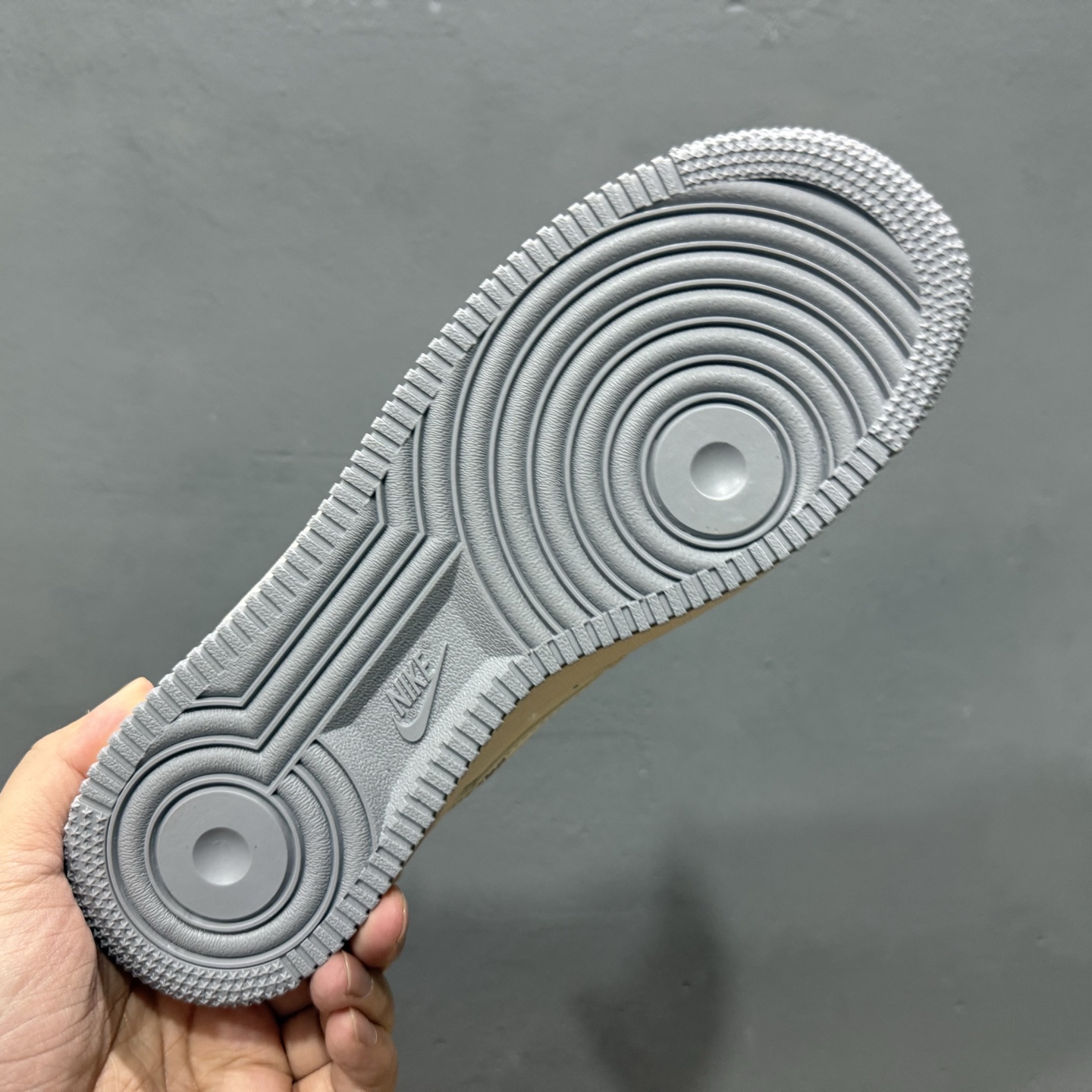Nike Air Force 1'07 Low 斯图西联名 米灰耐克小勾 空军一号低帮休闲板鞋 HH7518-064