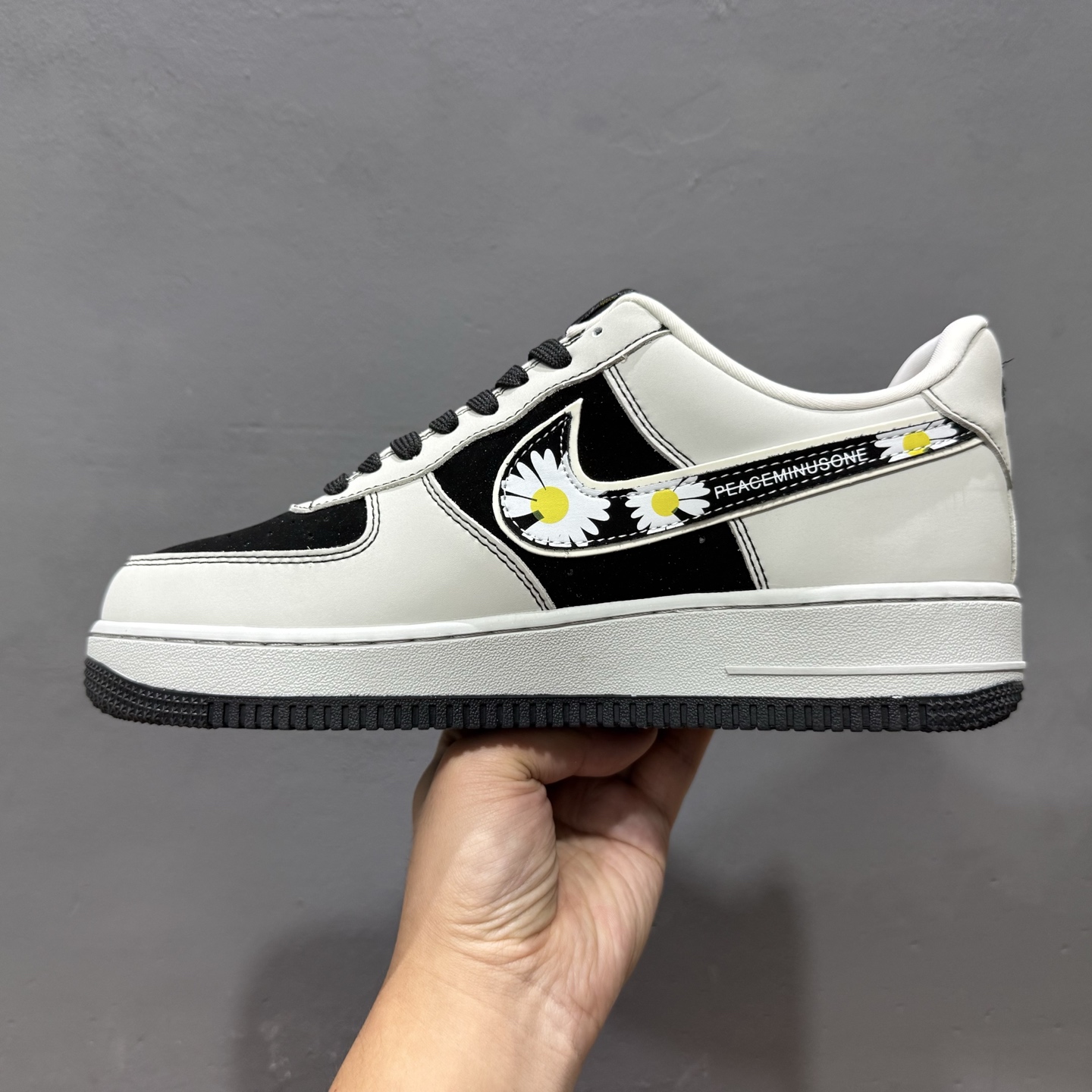 Nike Air Force 1'07 Low 空军一号低帮休闲板鞋 DF0188-055