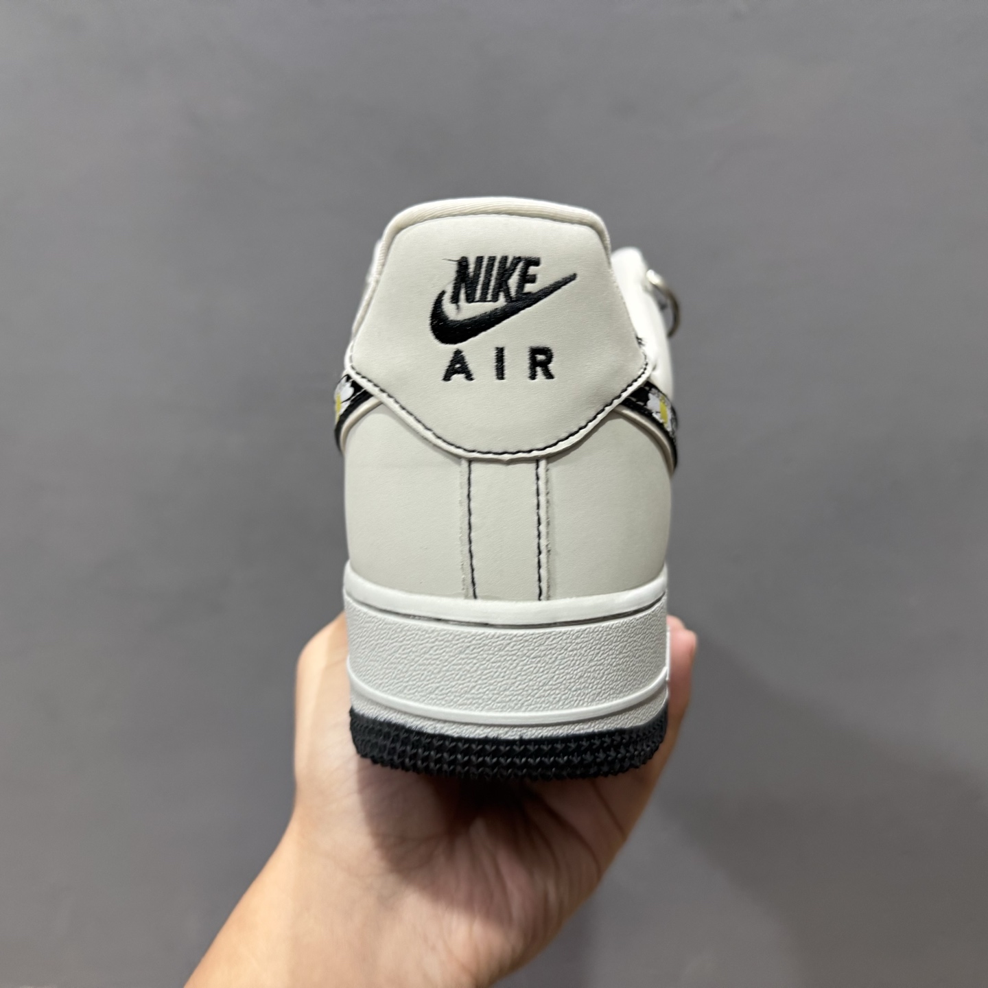 Nike Air Force 1'07 Low 空军一号低帮休闲板鞋 DF0188-055