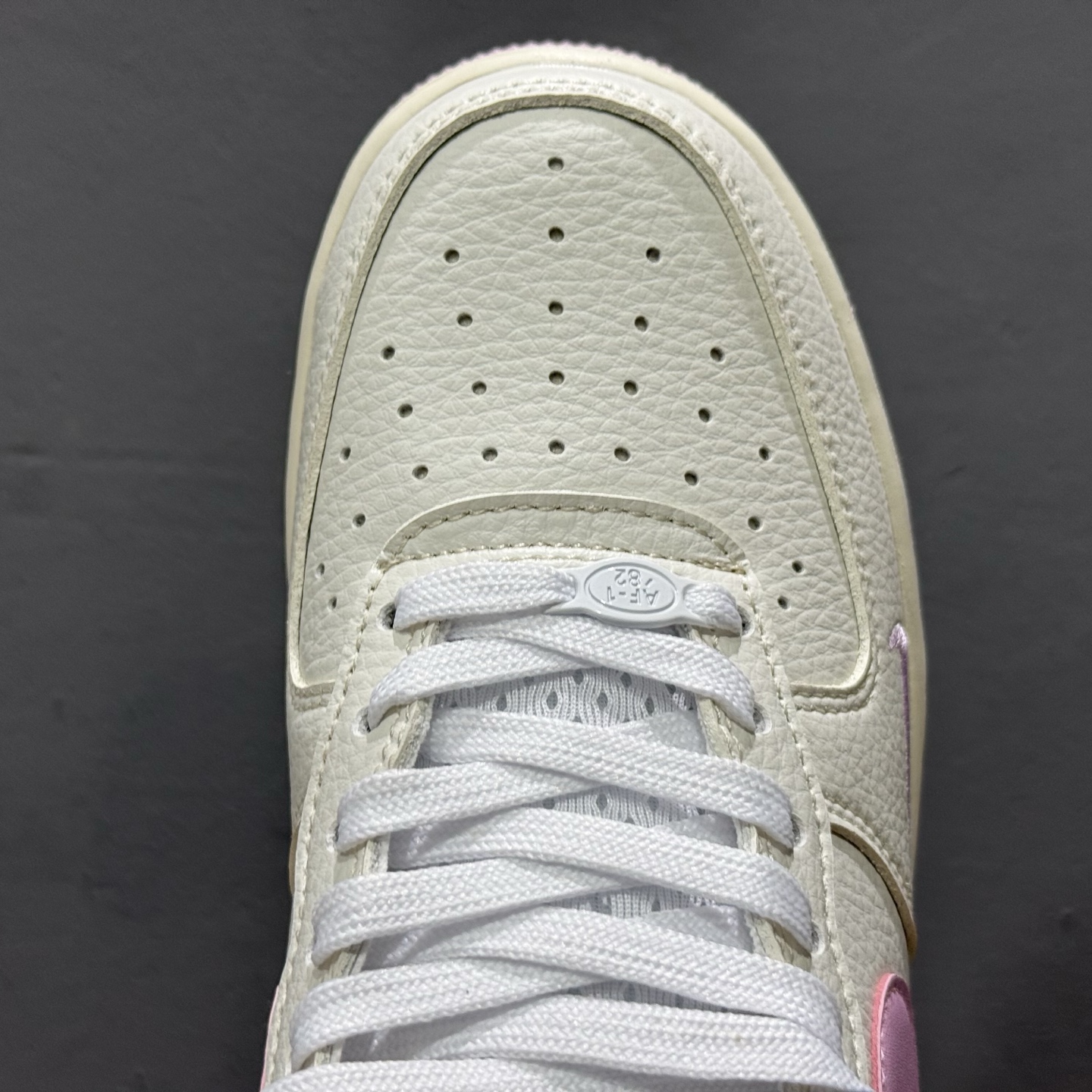 NK Air Force 1 空军一号官方货号 CW2288-111