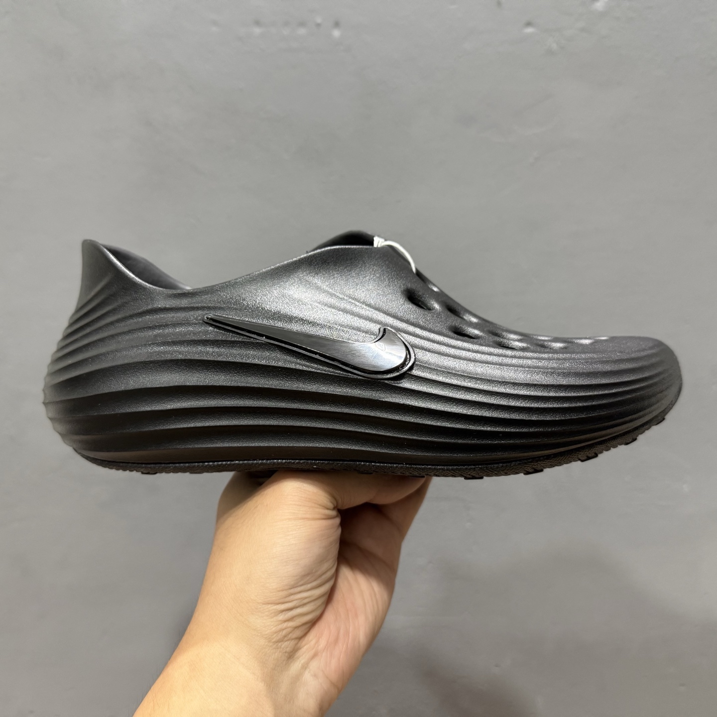 Nike ReactX Rejuven8 耐克夏日穿搭凉鞋 HV5060-001