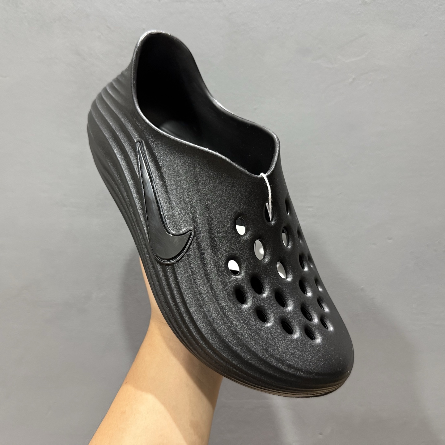 Nike ReactX Rejuven8 耐克夏日穿搭凉鞋 HV5060-001