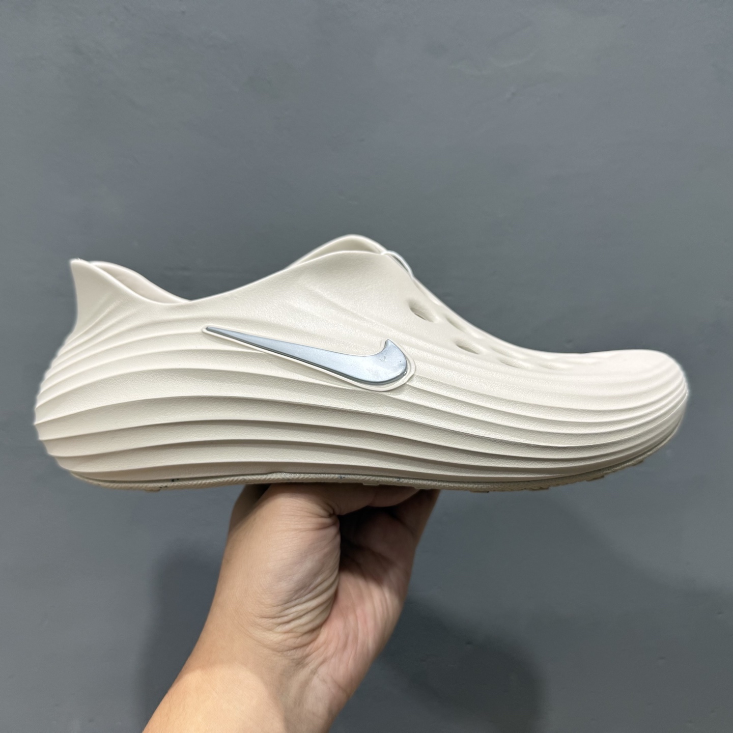 Nike ReactX Rejuven8 耐克夏日穿搭凉鞋 夏季必备 HV5060-100
