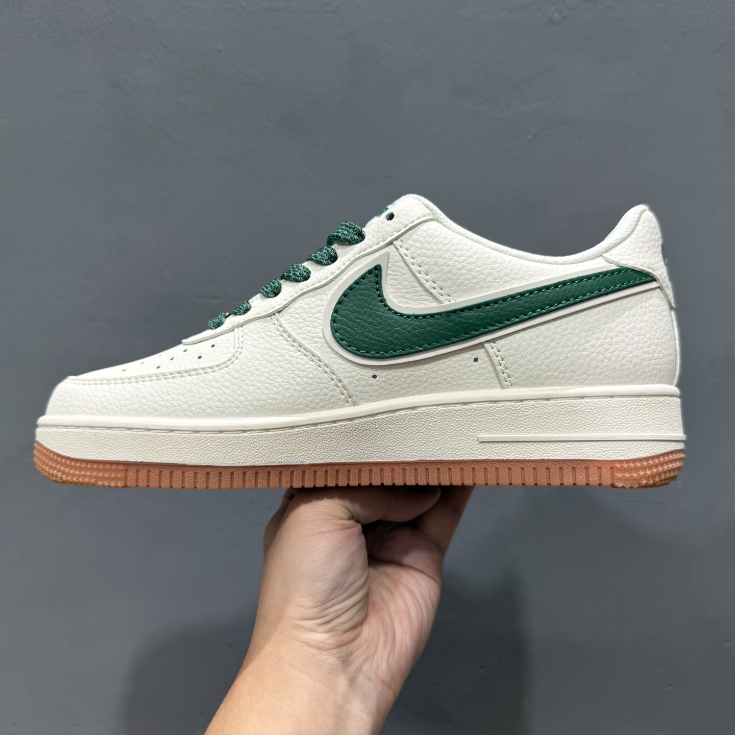 独家实拍Nike Air Force 1‘07 Low 斯图西联名 绿勾生胶 空军一号低帮休闲板鞋 XX3168-138