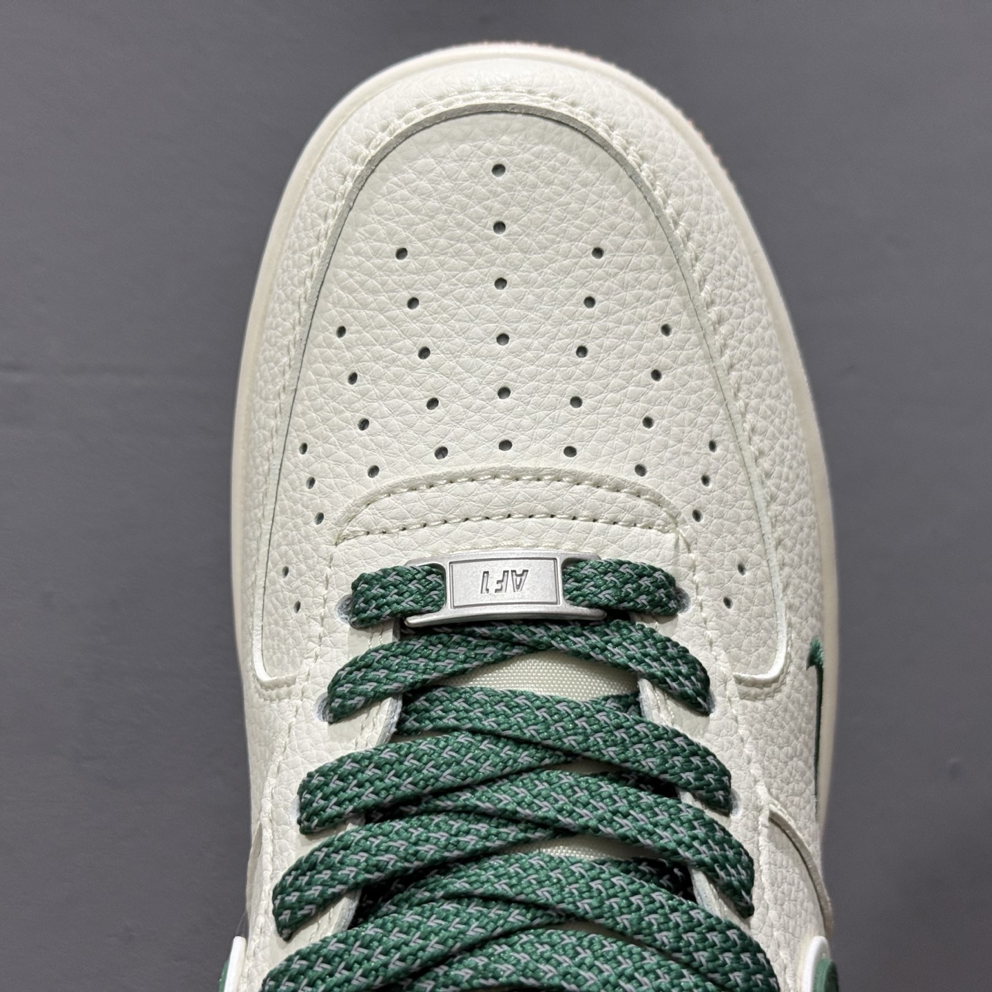 独家实拍Nike Air Force 1‘07 Low 斯图西联名 绿勾生胶 空军一号低帮休闲板鞋 XX3168-138