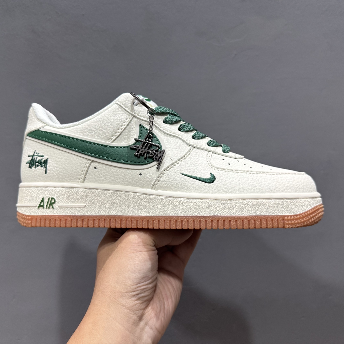 独家实拍Nike Air Force 1‘07 Low 斯图西联名 绿勾生胶 空军一号低帮休闲板鞋 XX3168-138