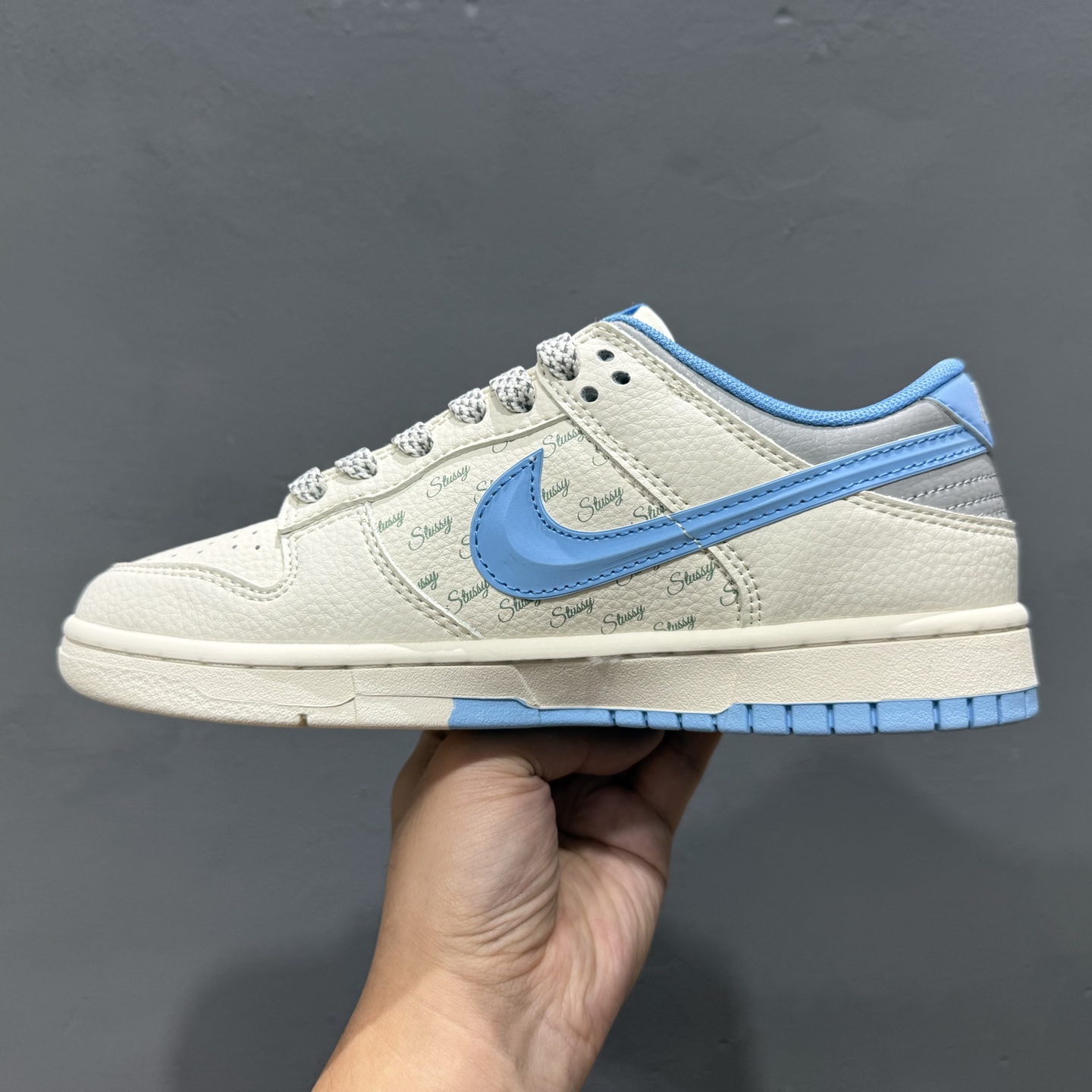 独家实拍Nike SB Dunk Low 斯图西联名 立体天蓝勾 周年高端定制 低帮休闲板鞋 XS6089-539