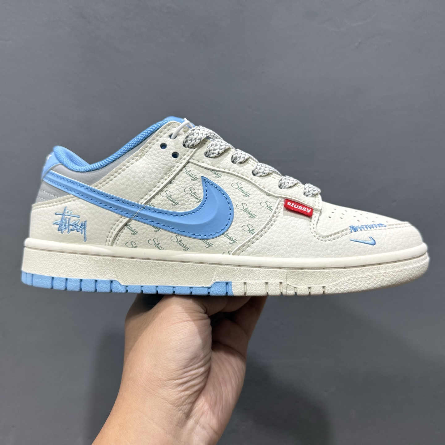 独家实拍Nike SB Dunk Low 斯图西联名 立体天蓝勾 周年高端定制 低帮休闲板鞋 XS6089-539