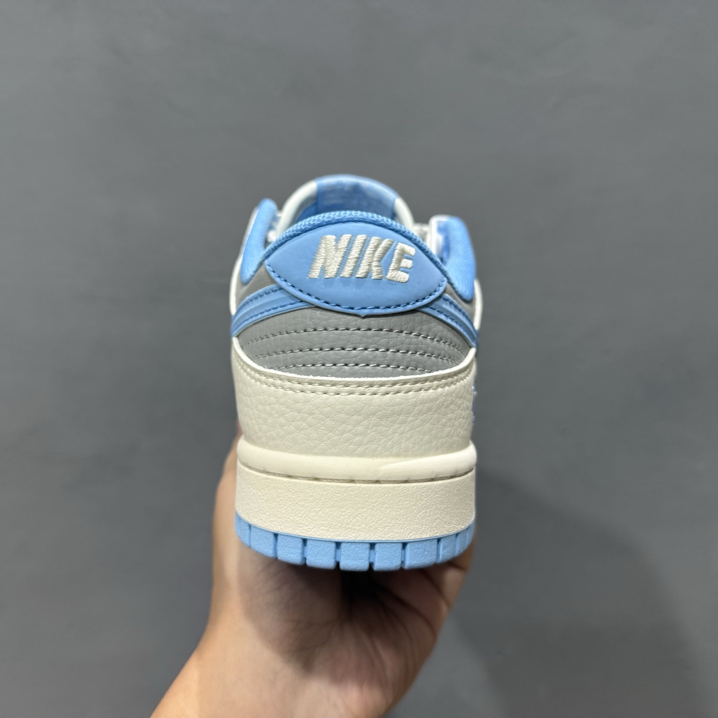 独家实拍Nike SB Dunk Low 斯图西联名 立体天蓝勾 周年高端定制 低帮休闲板鞋 XS6089-539