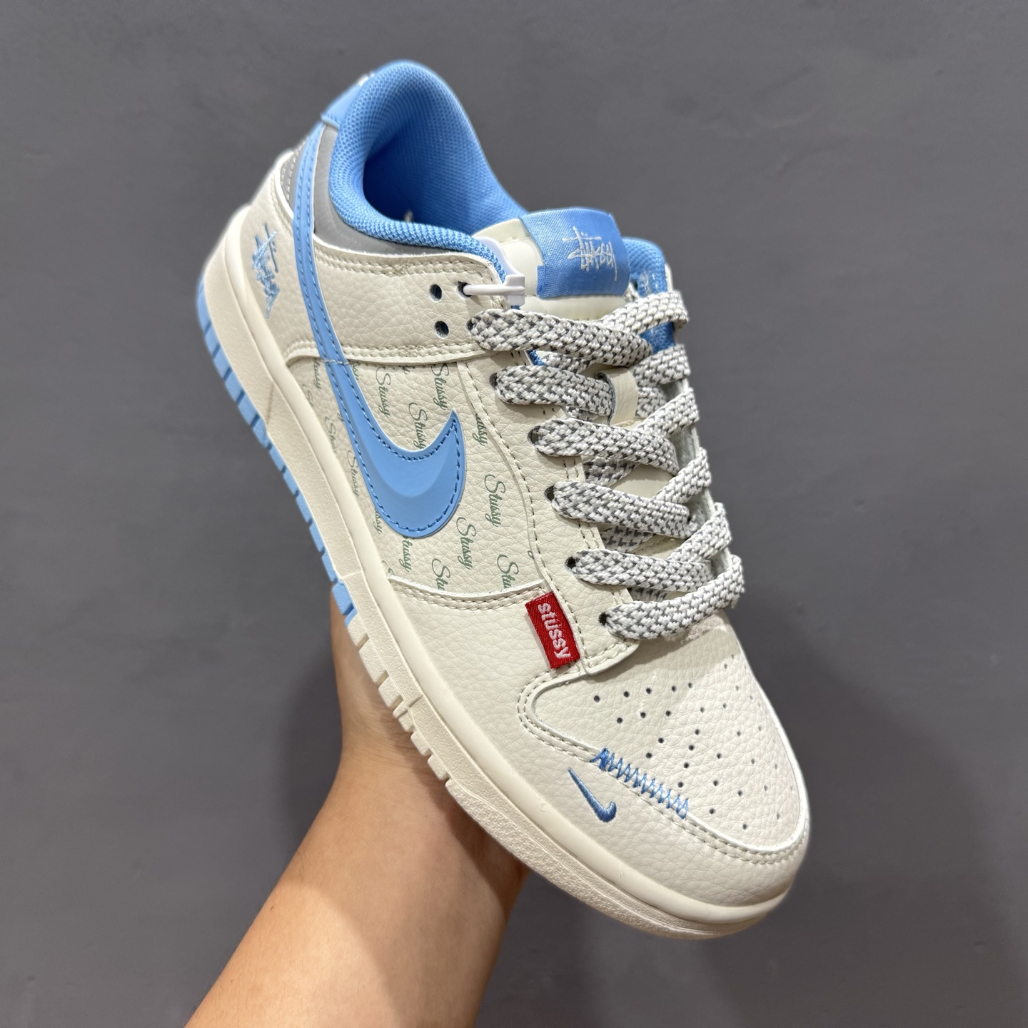 独家实拍Nike SB Dunk Low 斯图西联名 立体天蓝勾 周年高端定制 低帮休闲板鞋 XS6089-539