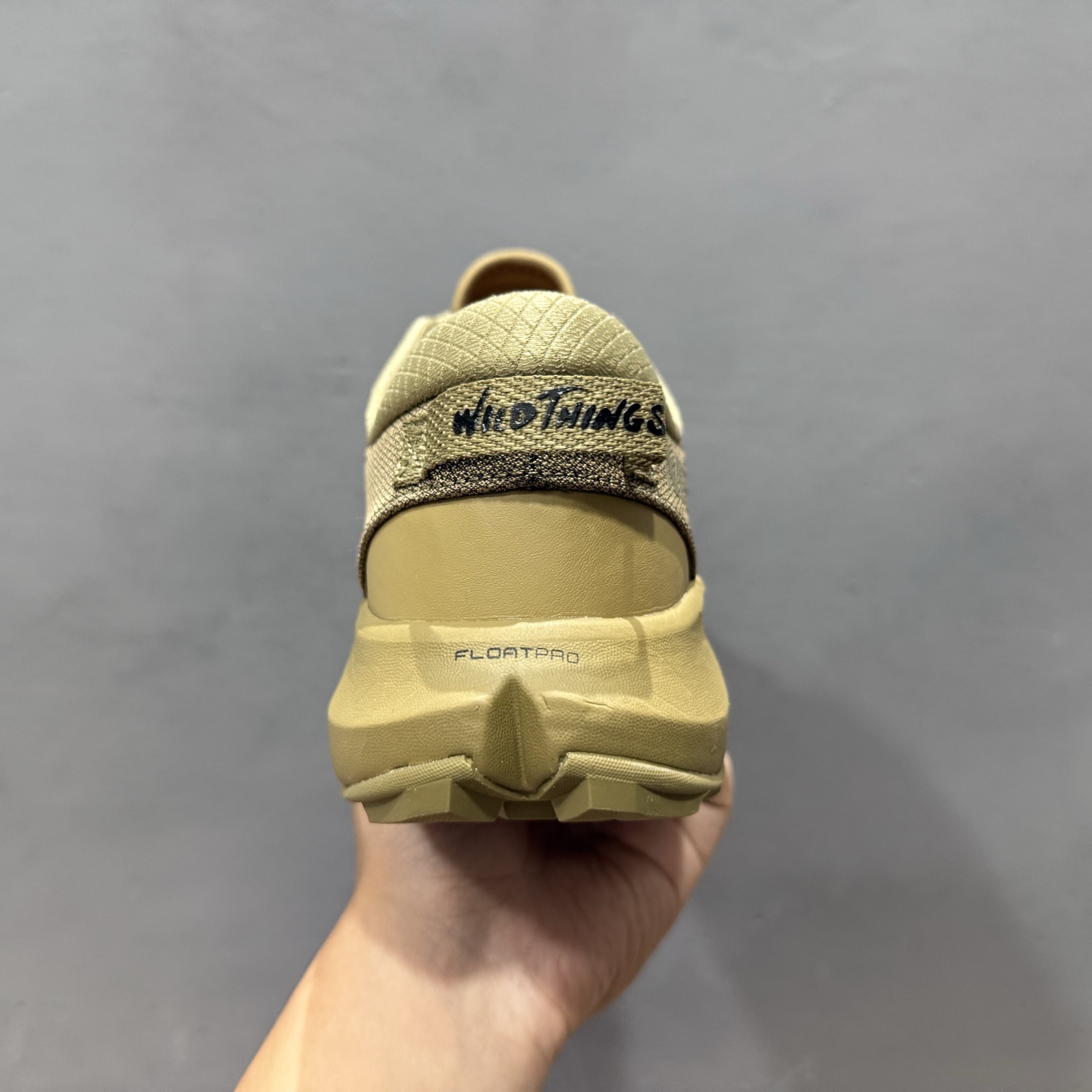 独家实拍Merrell 迈乐迈乐（Merrel）是来自美国的顶尖专业户外品牌 J500343