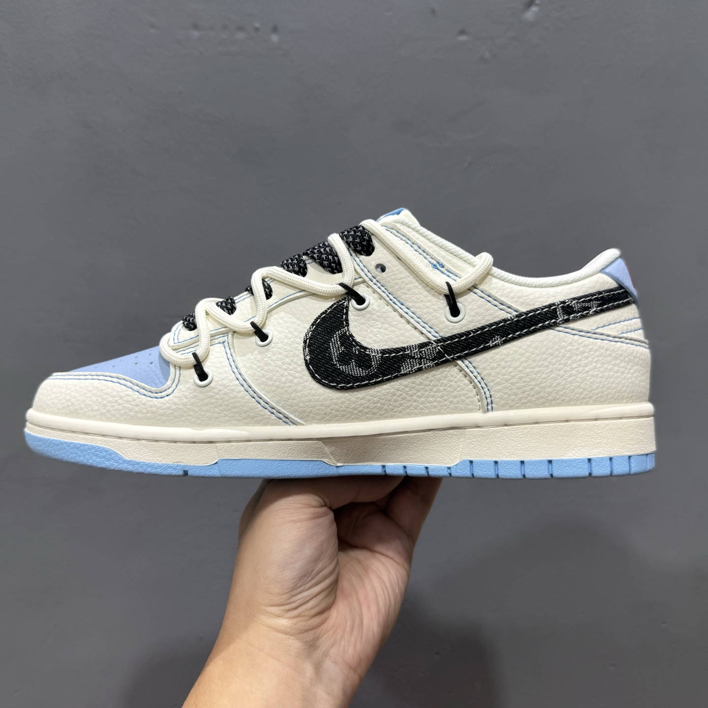 Nike SB Dunk Low Sup系列 绑带米兰灰勾 周年高端定制 低帮休闲板鞋 FC1688-219