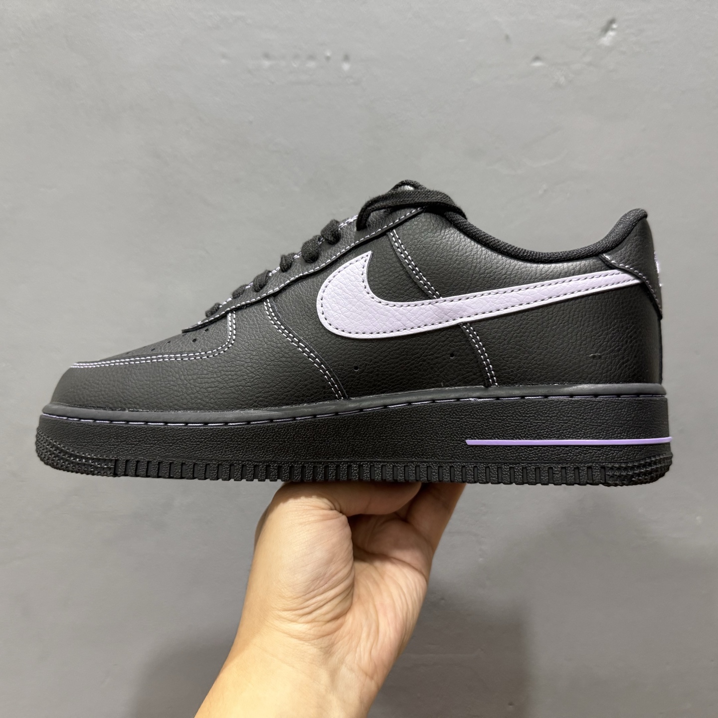 Nike Air Force 1'07 Low 全黑紫勾 空军一号低帮休闲板鞋 HQ2037-001
