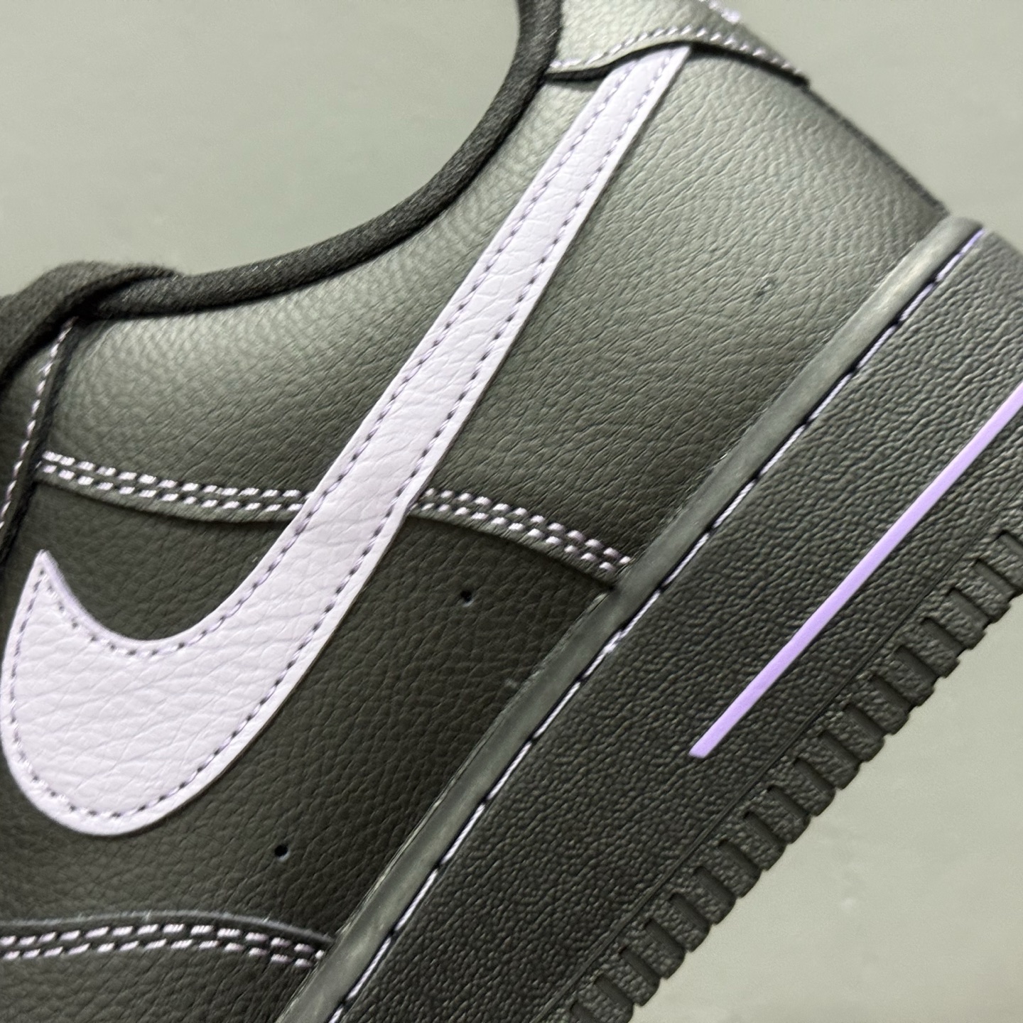 Nike Air Force 1'07 Low 全黑紫勾 空军一号低帮休闲板鞋 HQ2037-001