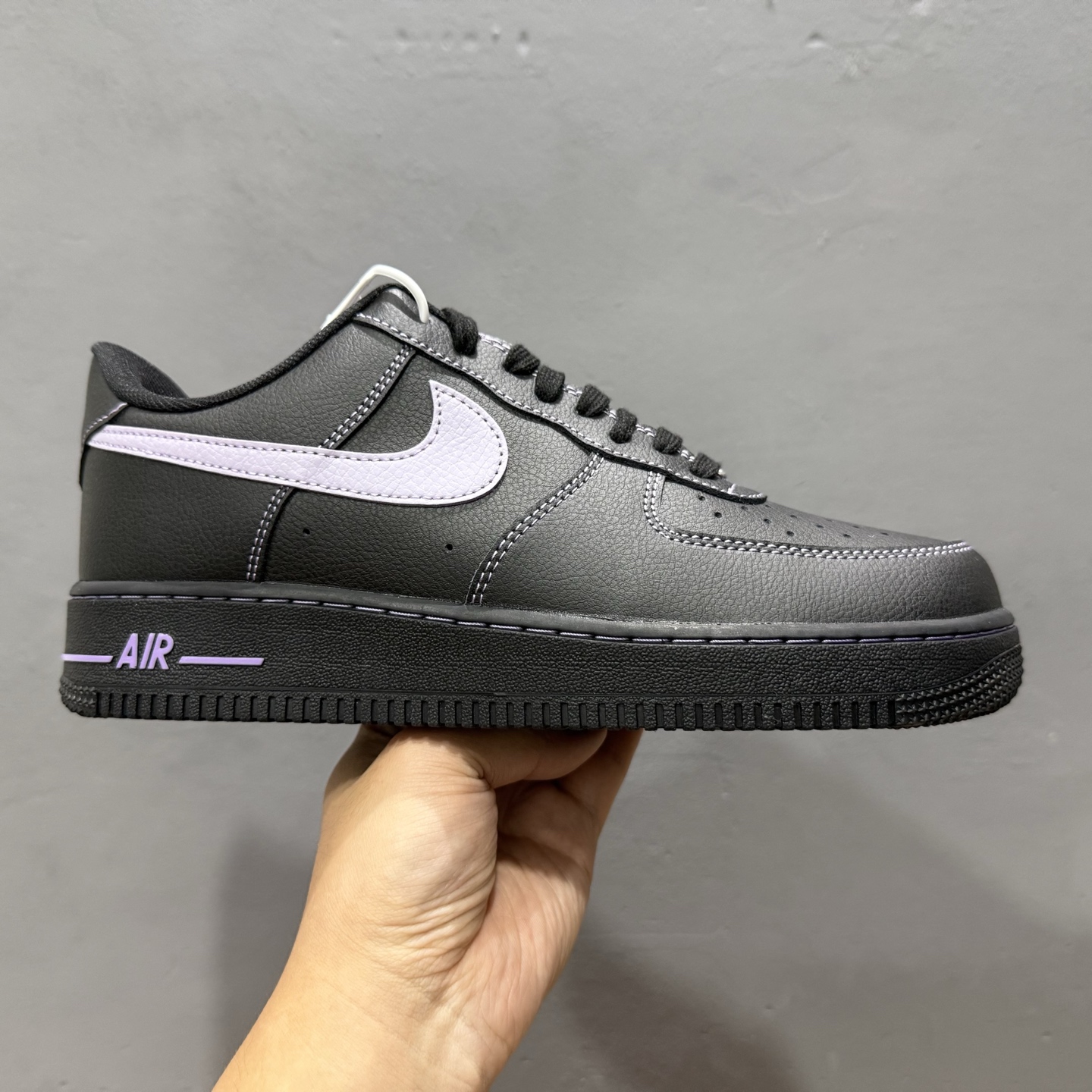 Nike Air Force 1’07 Low 全黑紫勾 空军一号低帮休闲板鞋 HQ2037-001