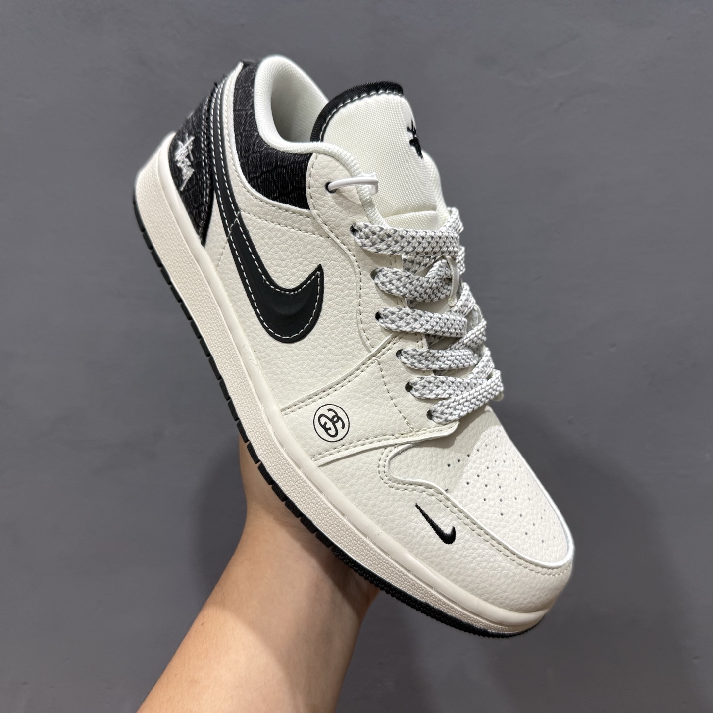 Air Jordan 1 Low AJ1 乔1 斯图西 米黑帆布 高端定制 低帮复古篮球鞋 XS6086-561