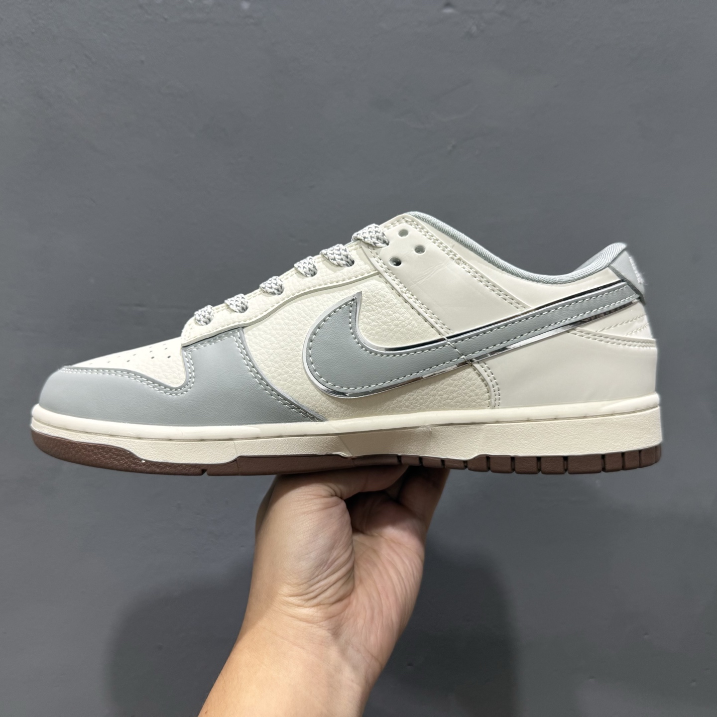Nike SB Dunk Low Bape联名 米灰棕底 低帮休闲板鞋 JJ2508-558