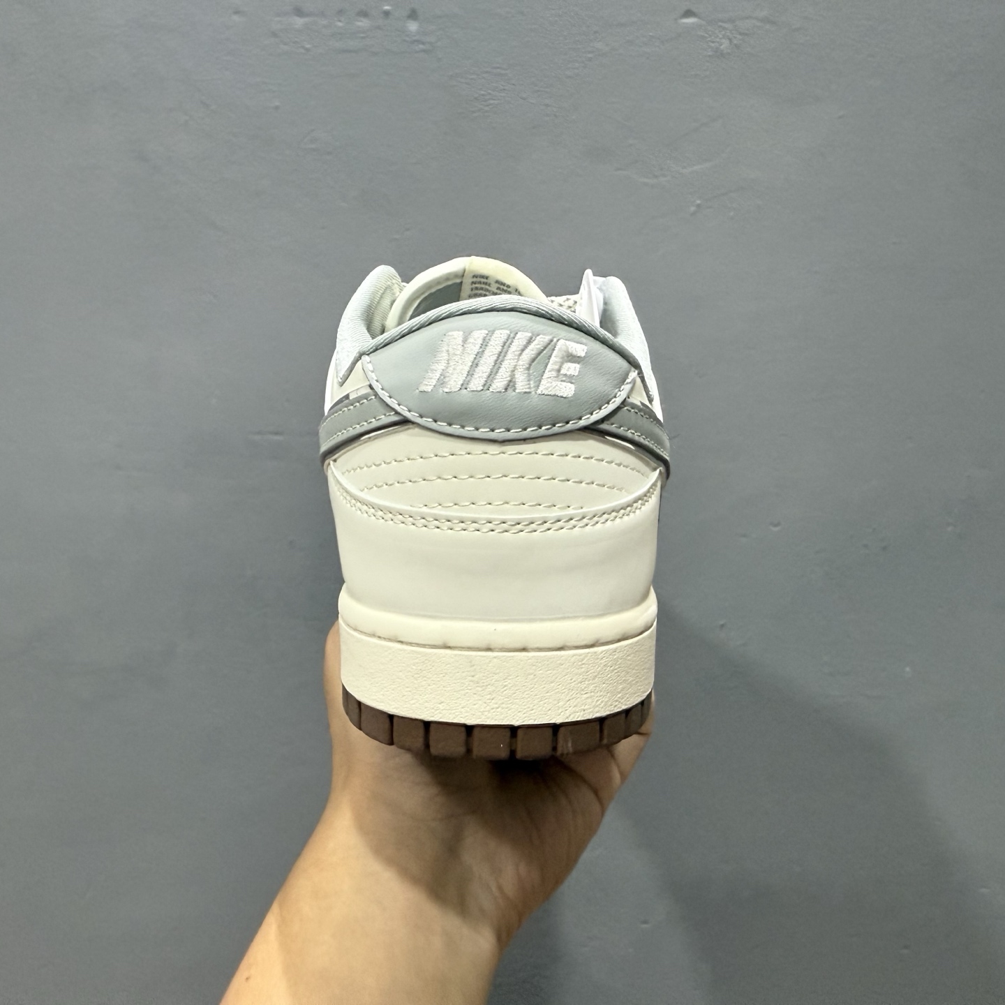 Nike SB Dunk Low Bape联名 米灰棕底 低帮休闲板鞋 JJ2508-558