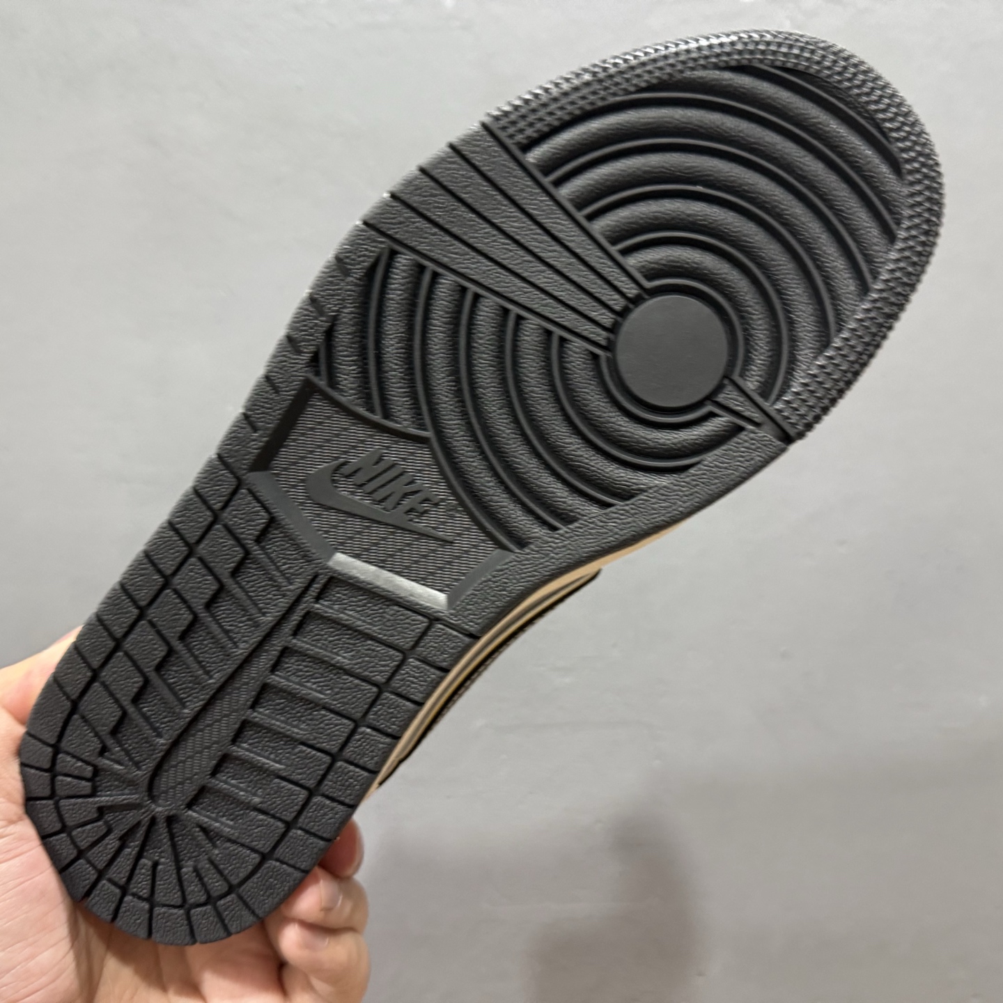 Travis Scott x Fragment Design x Air Jordan 1 Low SP AJ1 小米联名 Su7-Ultru 低帮文化休闲板鞋 XX3168-162