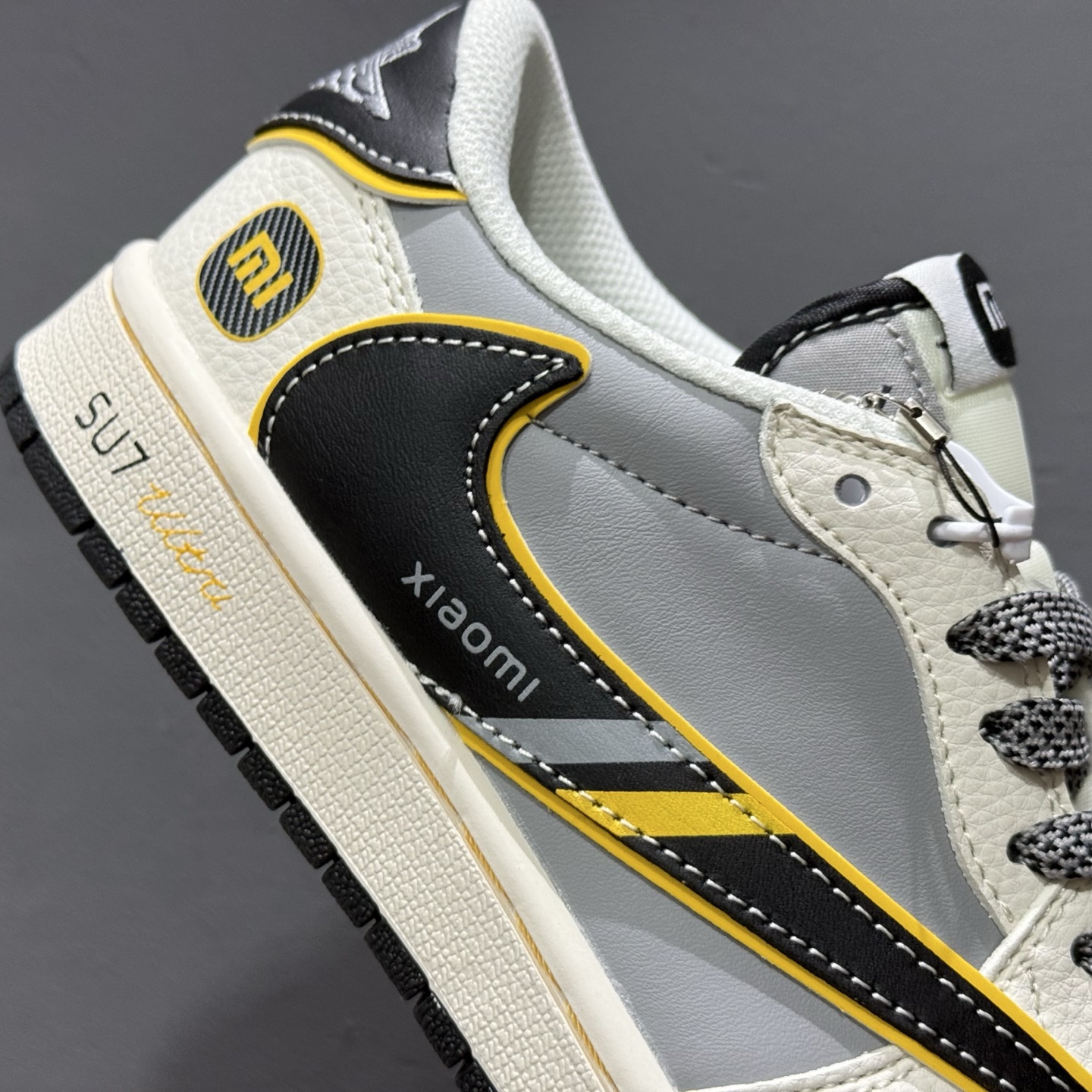 Travis Scott x Fragment Design x Air Jordan 1 Low SP AJ1 小米联名 Su7-Ultru 低帮文化休闲板鞋 XX3168-162