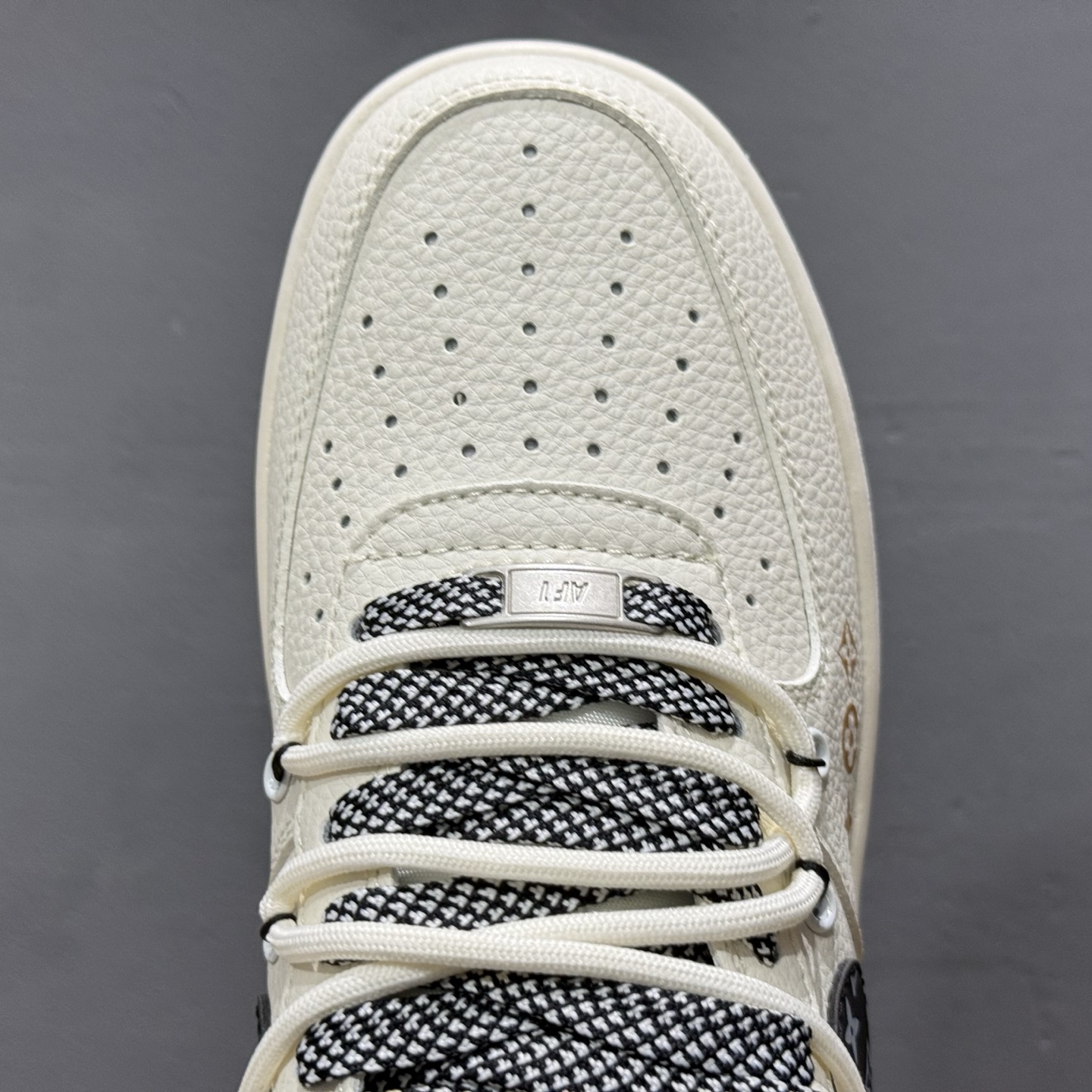 Nike Air Force 1'07 Low LV联名 蓝勾抽绳 空军一号低帮休闲板鞋 DM6868-061