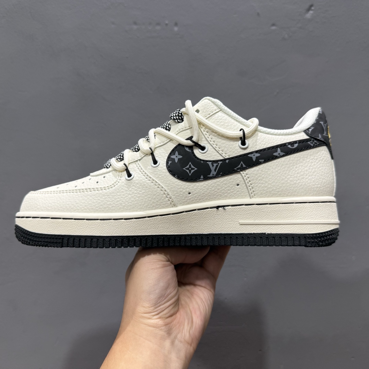 Nike Air Force 1'07 Low LV联名 蓝勾抽绳 空军一号低帮休闲板鞋 DM6868-061