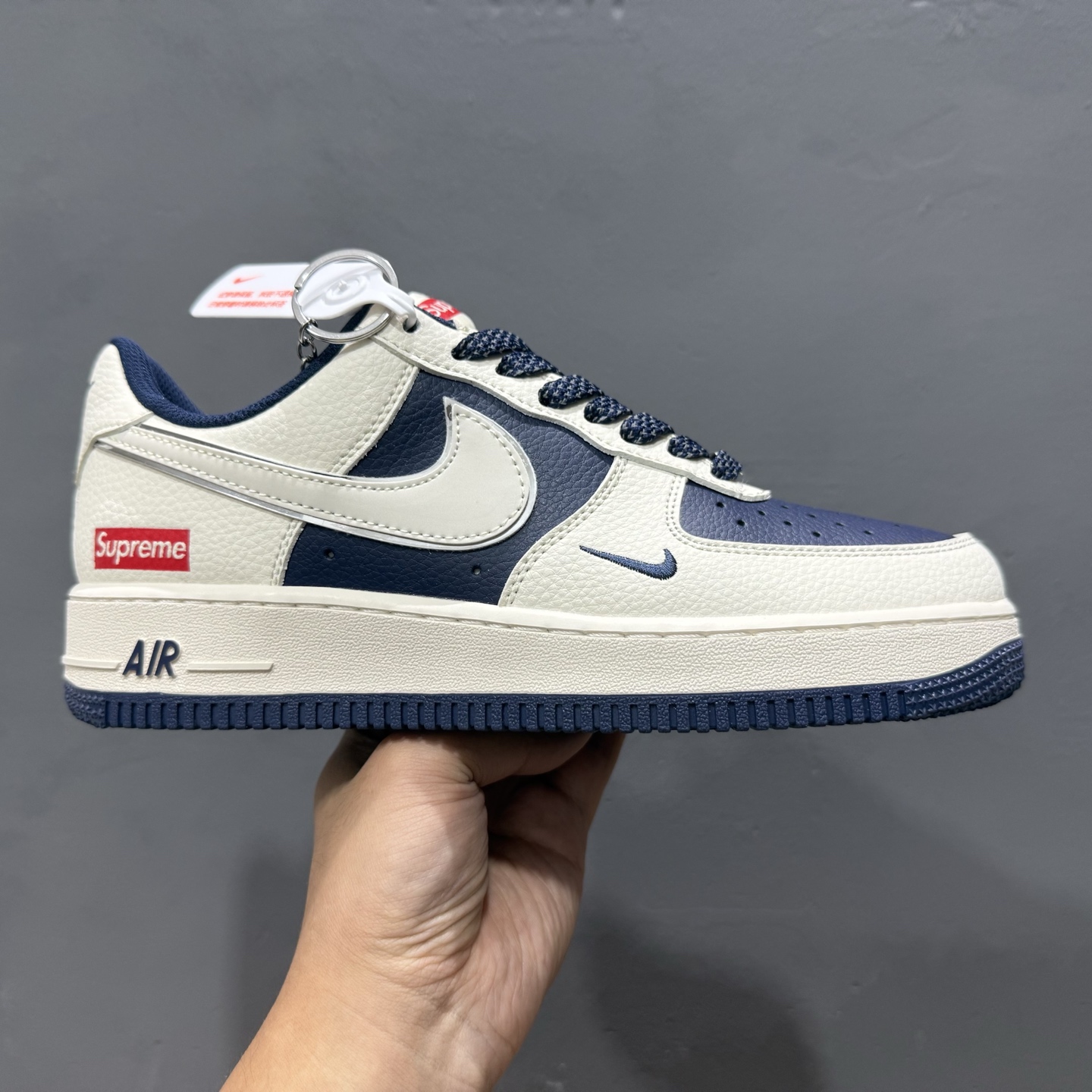 Nike Air Force 1’07 Low Supreme联名 米灰亮边 空军一号低帮休闲板鞋 HH7518-058