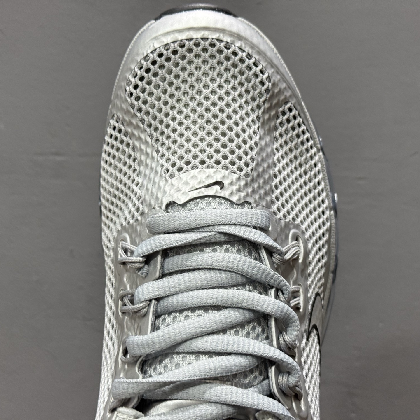 外贸H版本 Nike Air Max 2013 舒适时尚耐磨透气 低帮跑步鞋 HQ3025-001