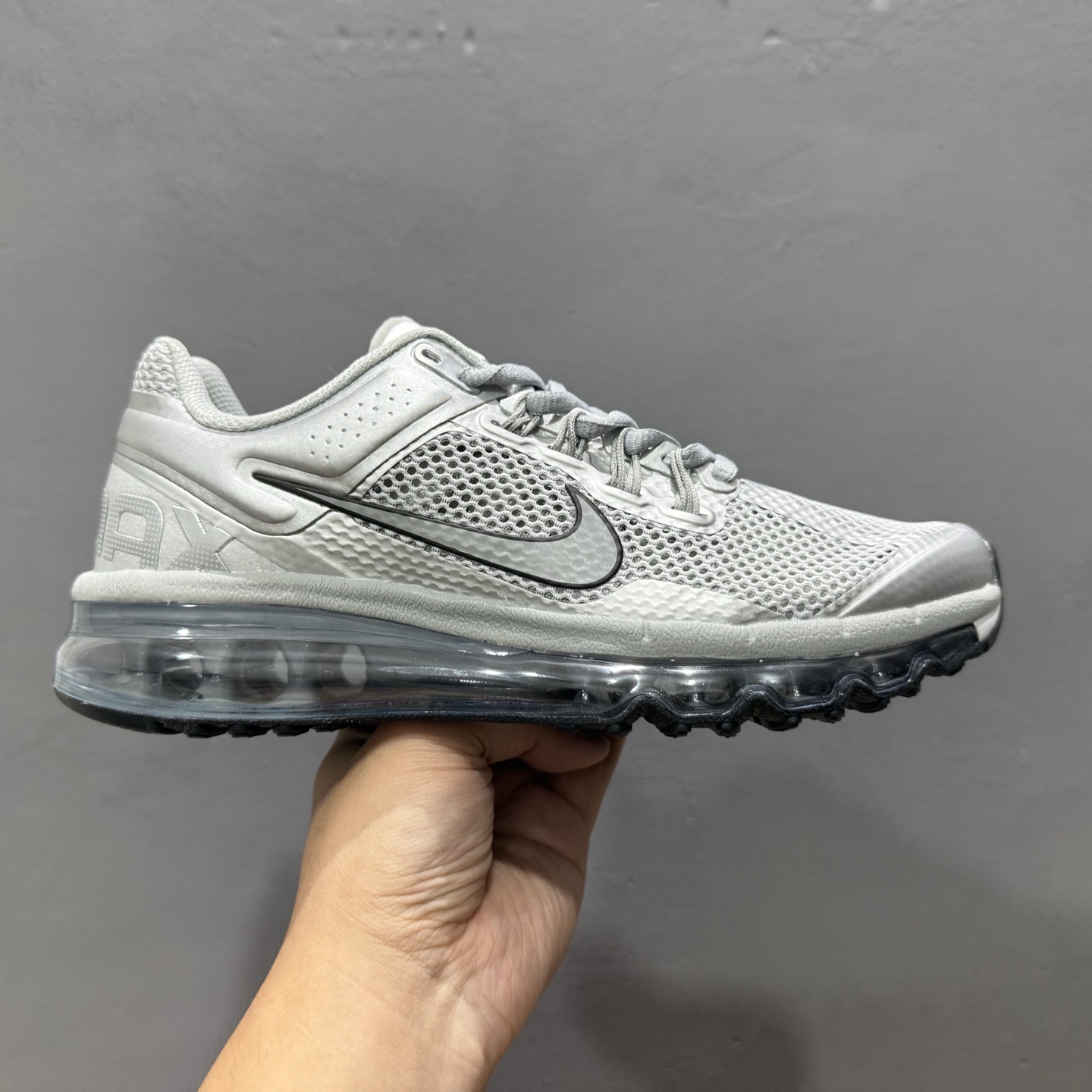 外贸H版本 Nike Air Max 2013 舒适时尚耐磨透气 低帮跑步鞋 HQ3025-001