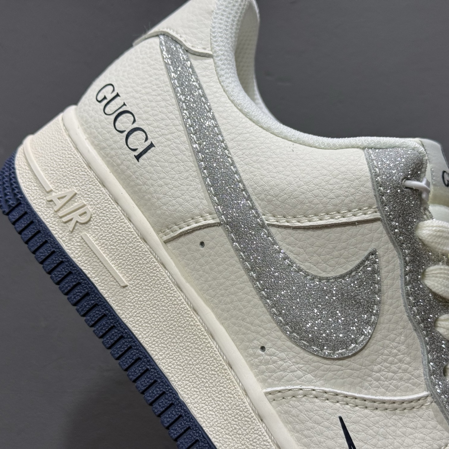 Nike Air Force 1'07 Low 古驰联名 亮银勾 空军一号低帮休闲板鞋 XS1958-546