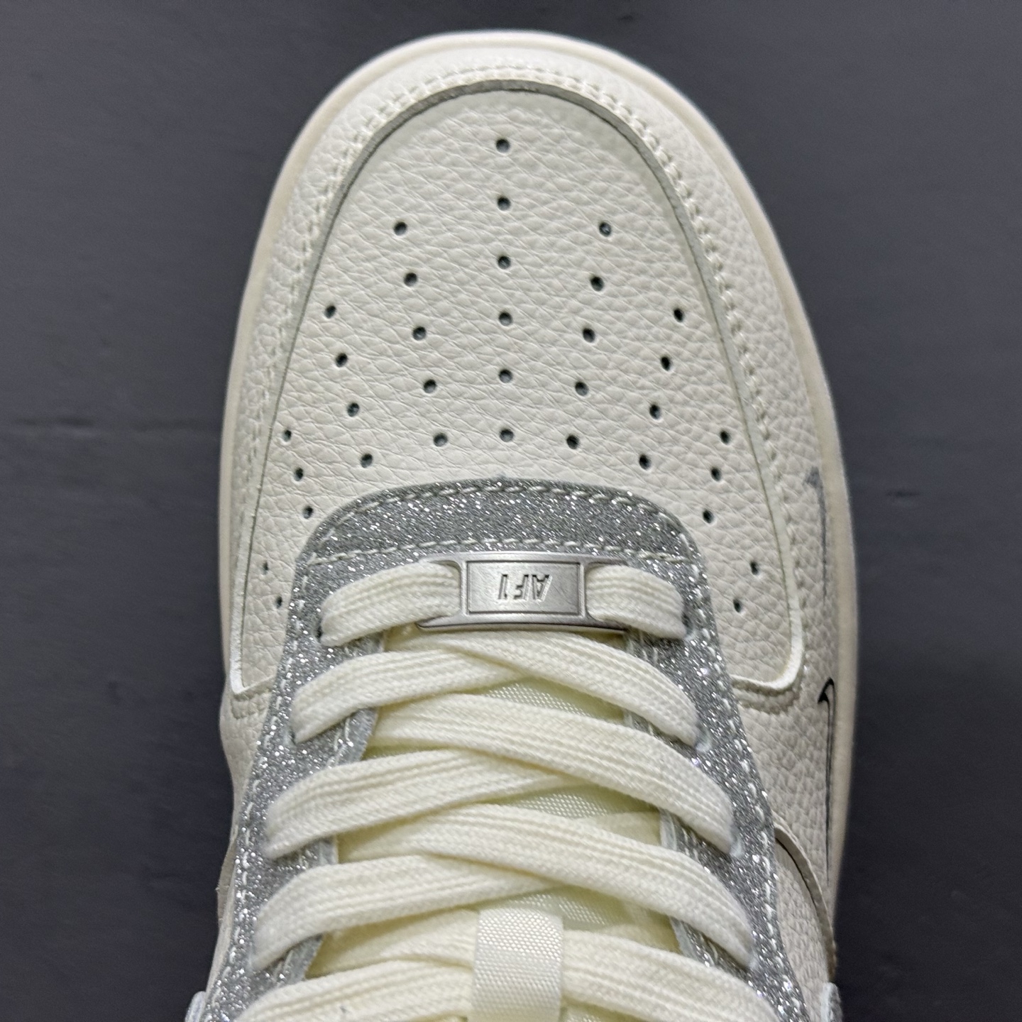 Nike Air Force 1'07 Low 古驰联名 亮银勾 空军一号低帮休闲板鞋 XS1958-546