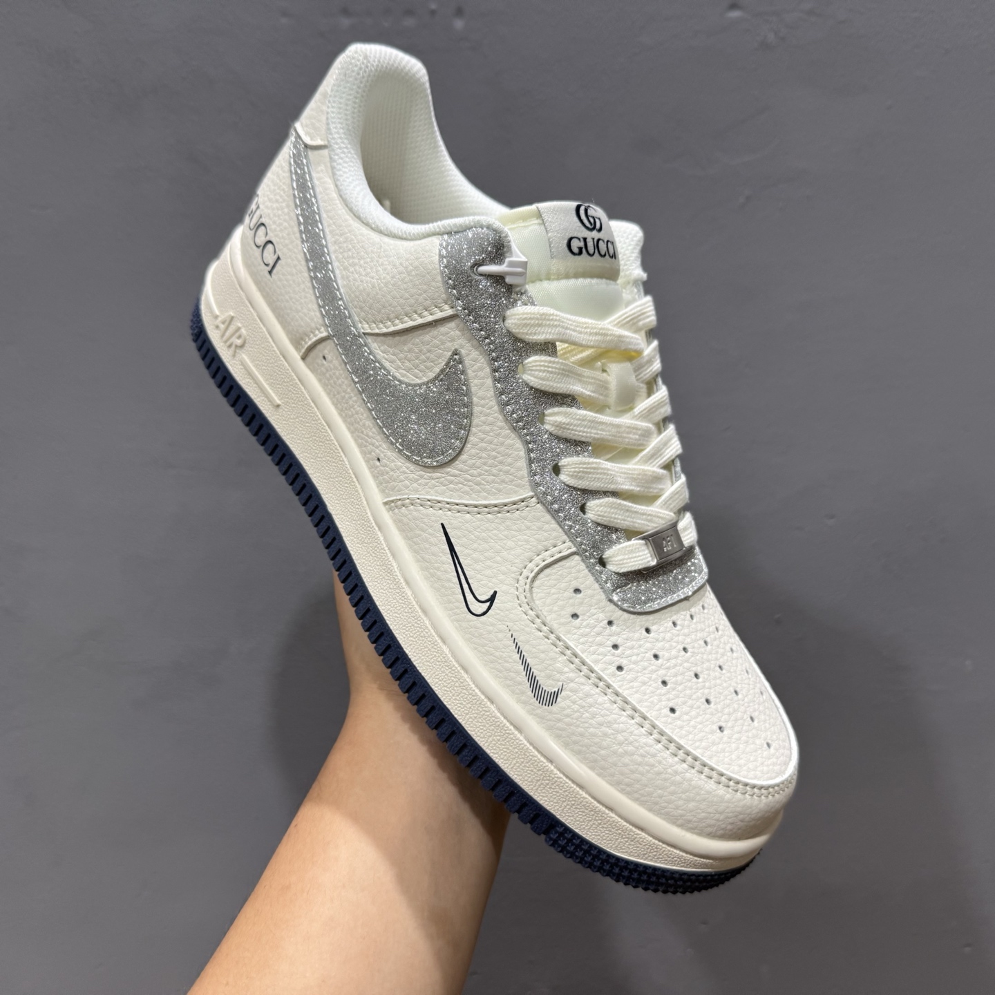 Nike Air Force 1'07 Low 古驰联名 亮银勾 空军一号低帮休闲板鞋 XS1958-546