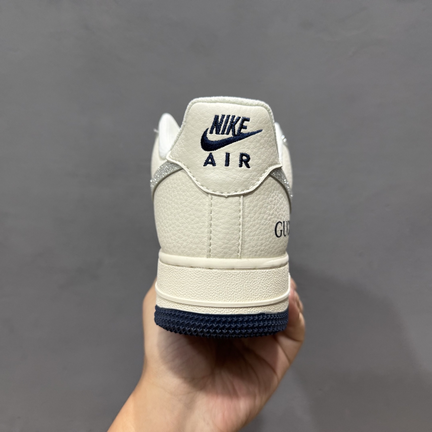 Nike Air Force 1'07 Low 古驰联名 亮银勾 空军一号低帮休闲板鞋 XS1958-546