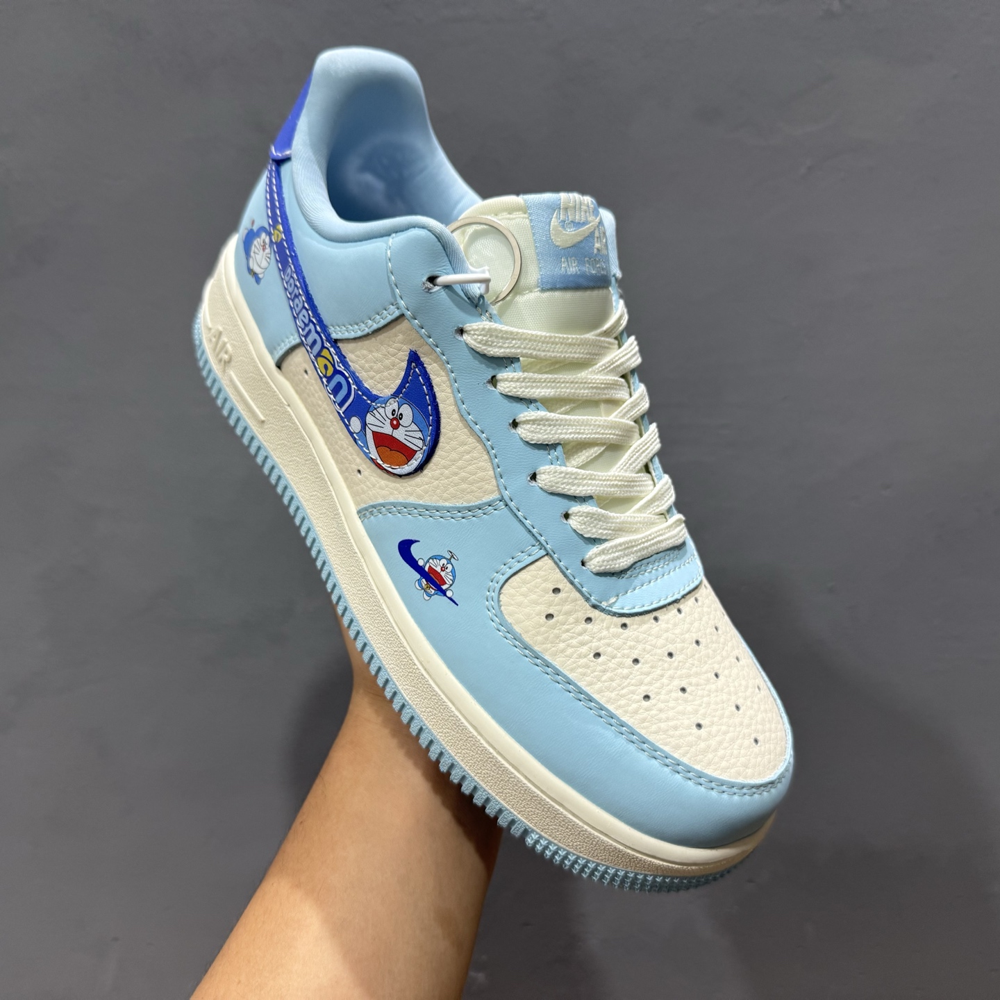 Nike Air Force 1'07 Low 叮当猫 空军一号低帮休闲板鞋 DF0188-059