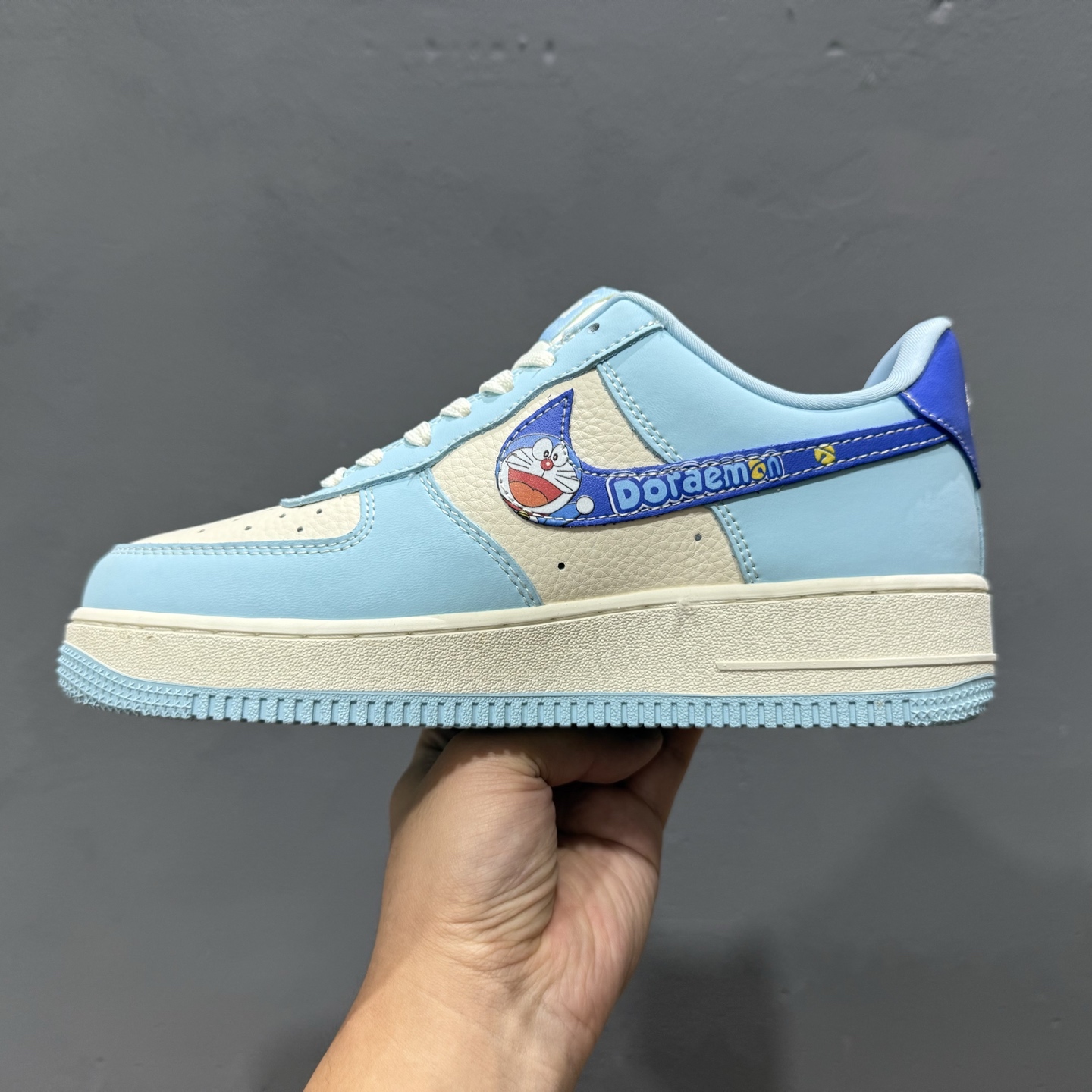 Nike Air Force 1'07 Low 叮当猫 空军一号低帮休闲板鞋 DF0188-059