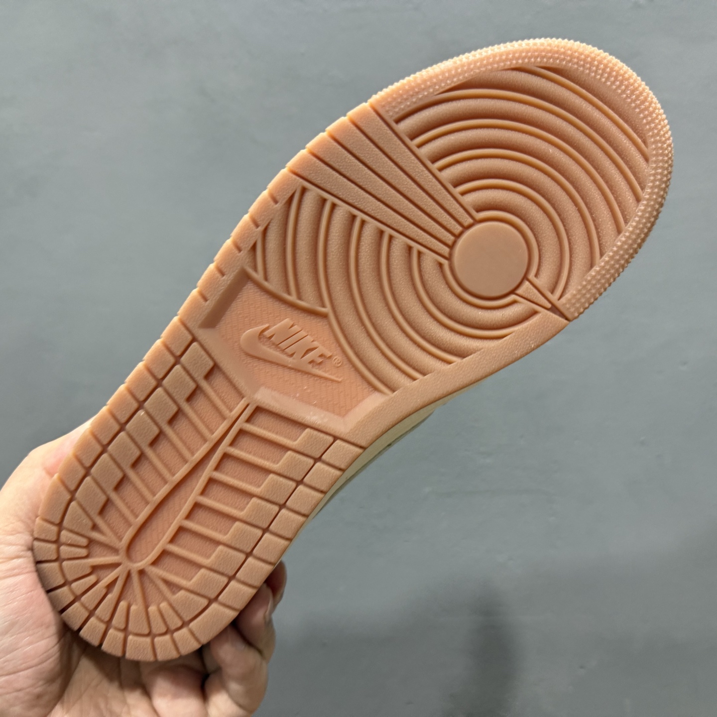 Travis Scott x Air Jordan 1 Low 黑黄 DN6901-095