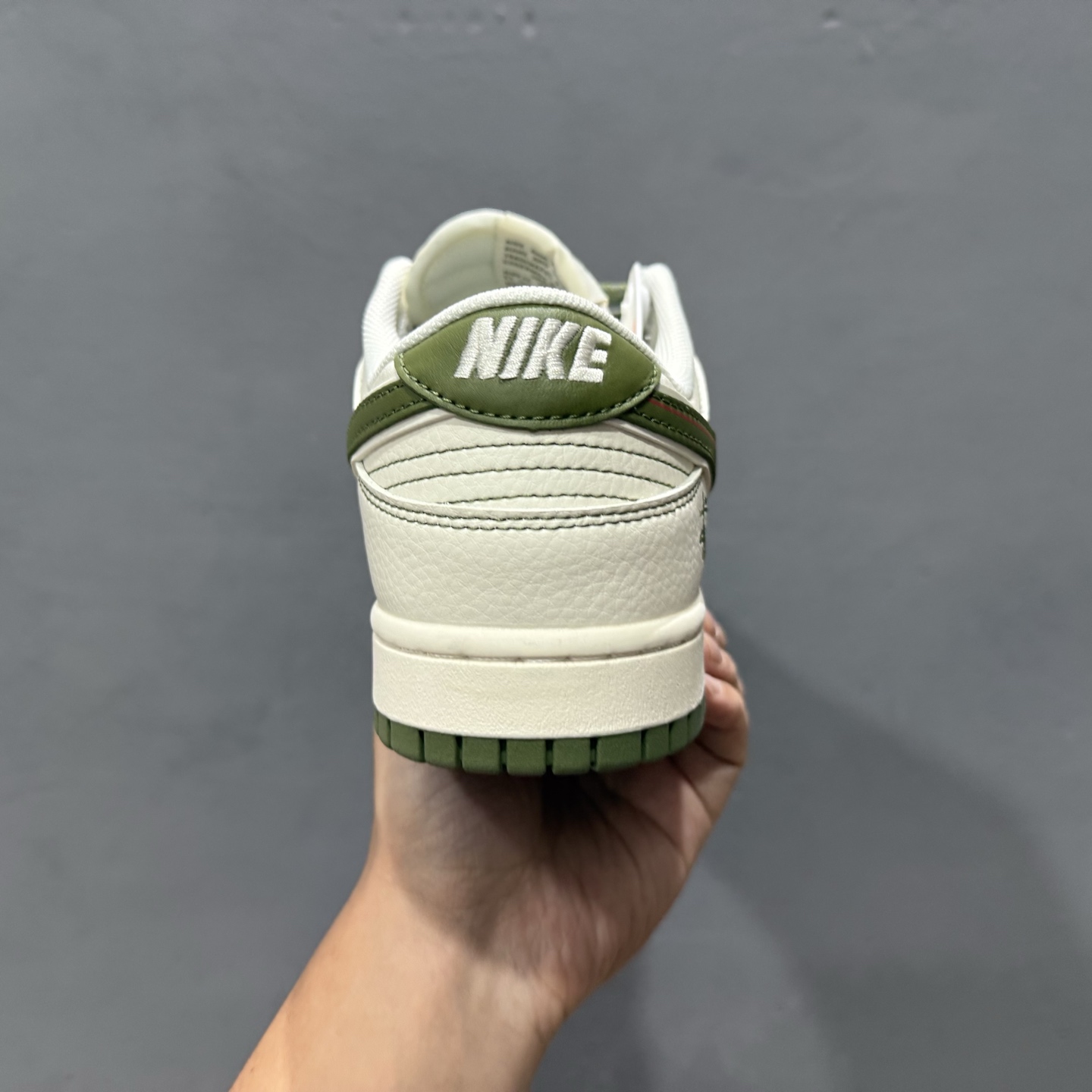 独家实拍Nike SB Dunk Low 斯图西联名 米绿双拼 周年高端定制 低帮休闲板鞋 XS6089-533