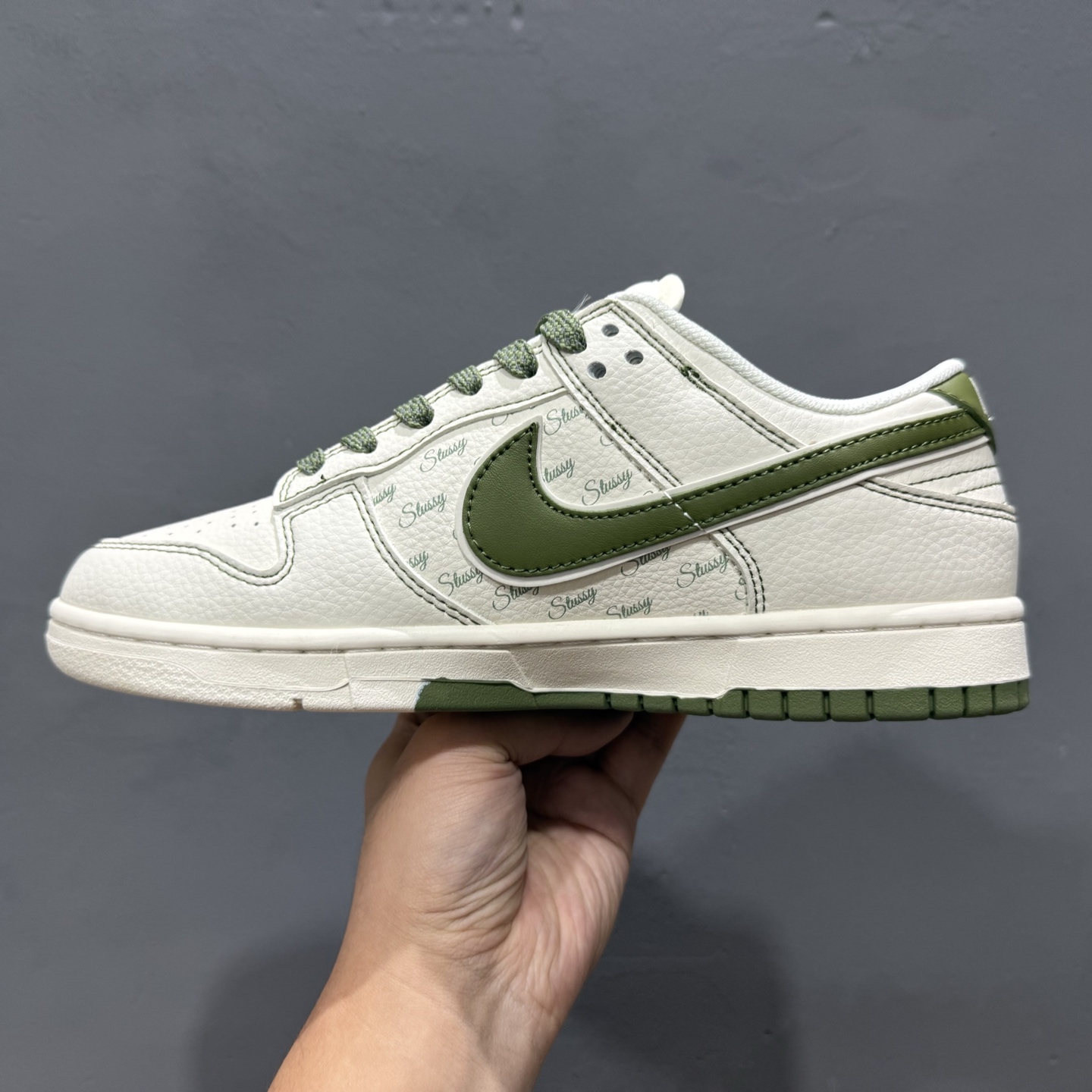 独家实拍Nike SB Dunk Low 斯图西联名 米绿双拼 周年高端定制 低帮休闲板鞋 XS6089-533