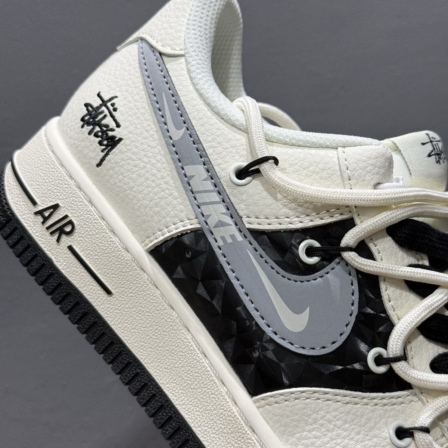 Nike Air Force 1'07 Low 斯图西联名 黑钻石抽绳 空军一号低帮休闲板鞋 DM6868-073