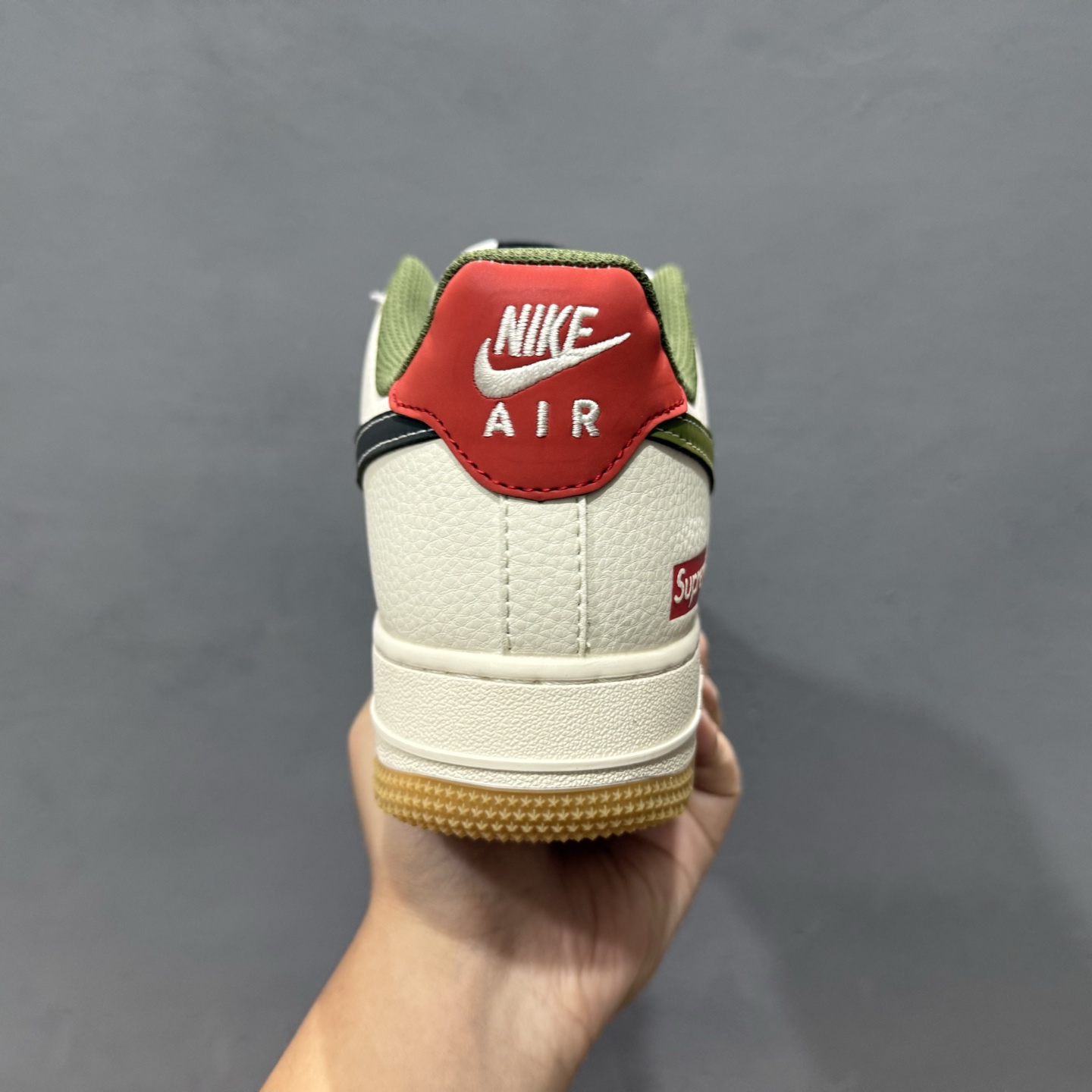 Nike Air Force 1'07 Low Supreme联名 渐变生胶 空军一号低帮休闲板鞋 XS1958-567